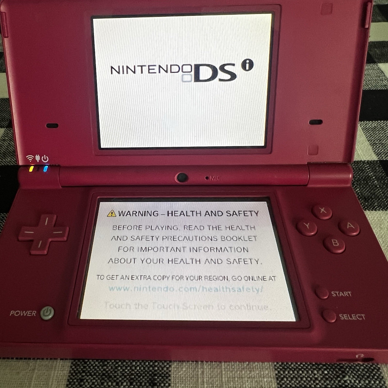 *Nintendo DSi Console *Pink *Model #TWL-001 *2GB Disk *New Charger *Video Demo