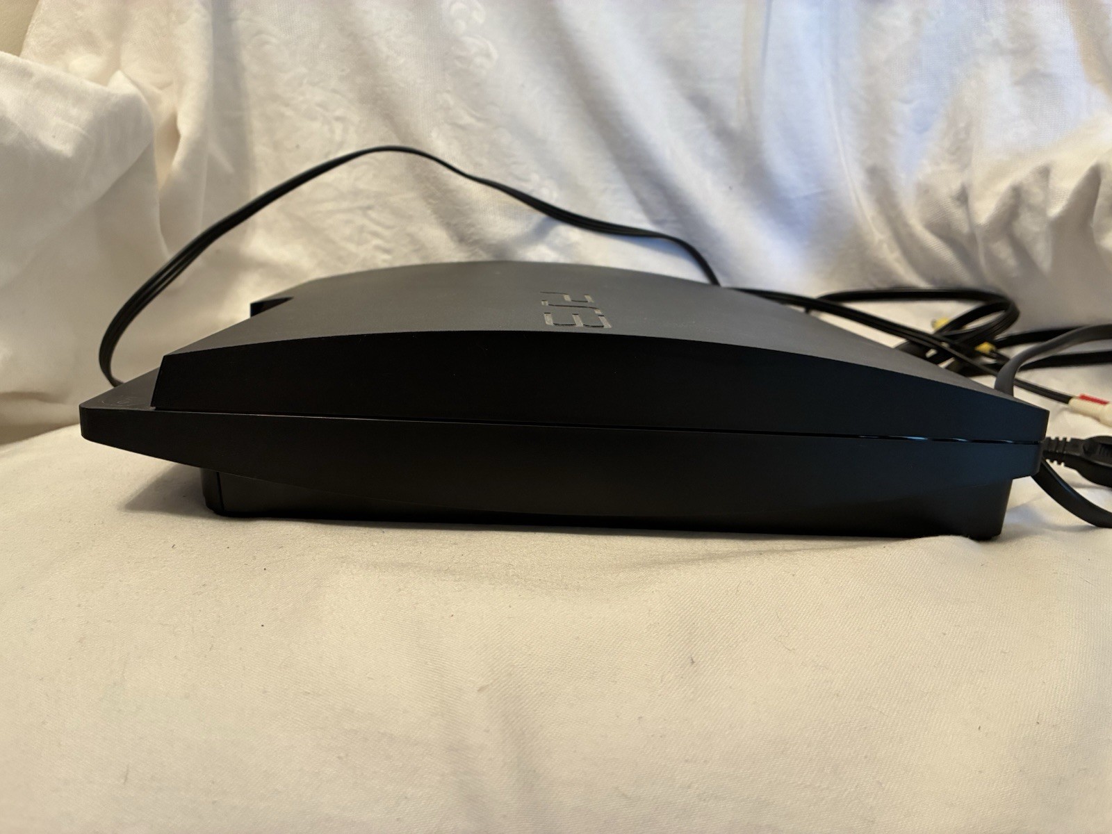 Sony PlayStation 3 PS3 Slim Console CECH-3001A FOR PARTS (READ DESCRIPTION)