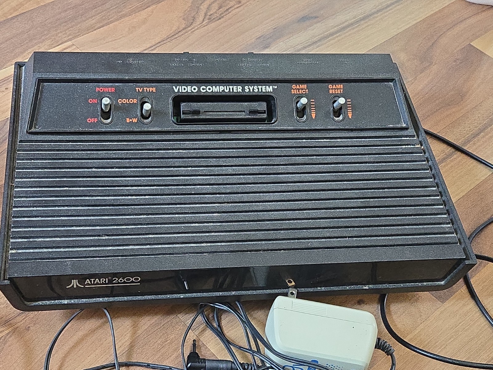 Atari 2600 Console System w 6 Games