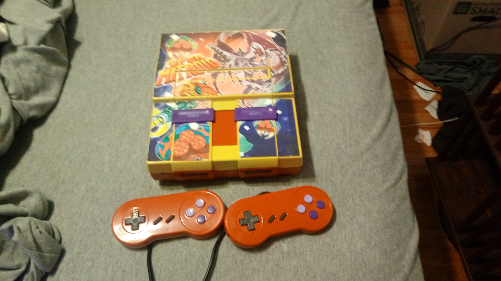 Custom Super Metroid SNES Super Nintendo w/ 2 controllers