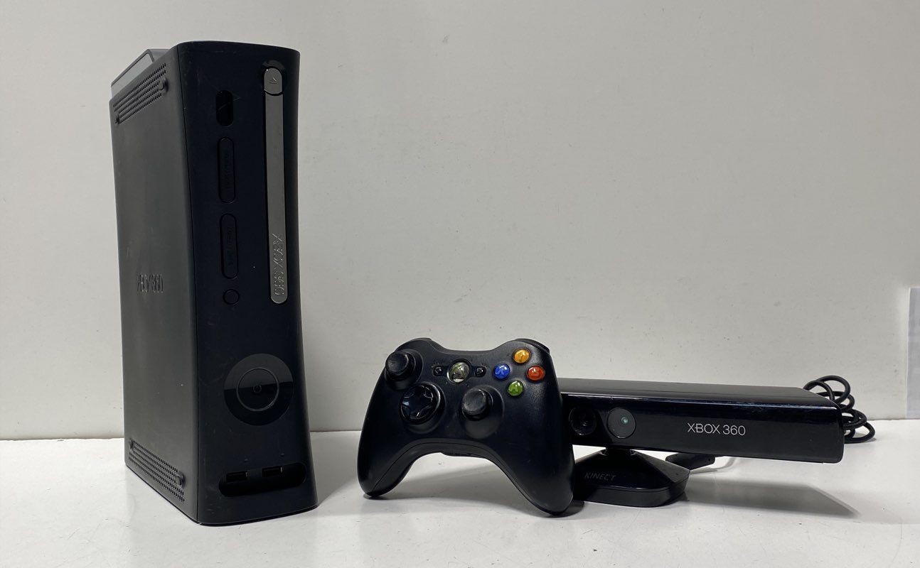 Microsoft Xbox 360 Elite Console 120GB Kinect Wireless Controller For Parts