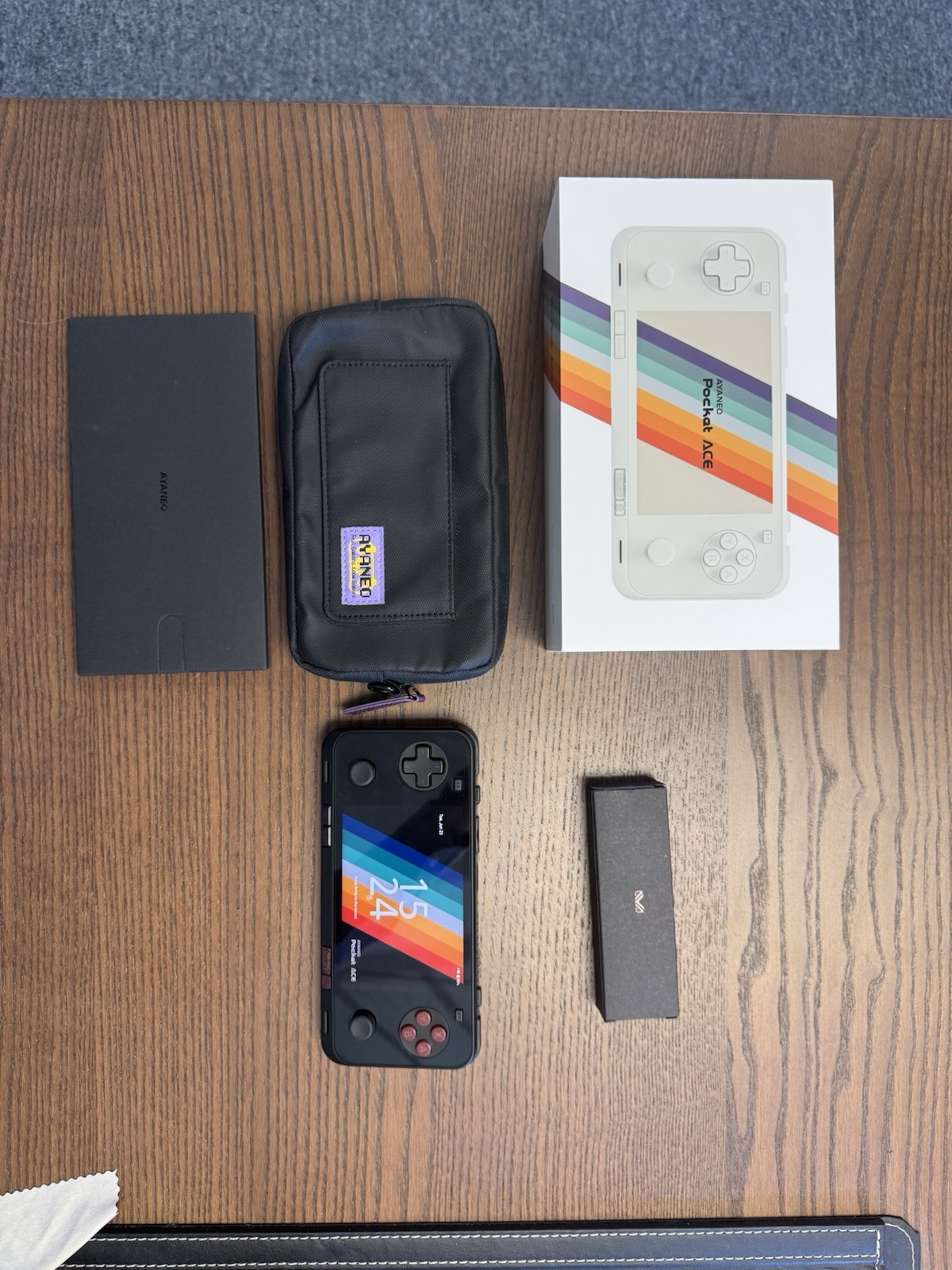AYANEO Pocket ACE Handheld Android System Black 4.5” Touchscreen 8G + 128G