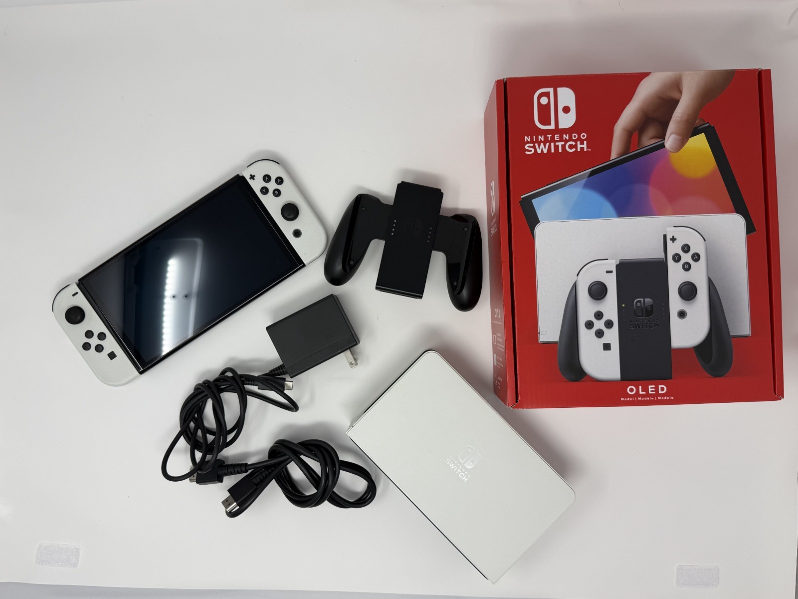 Nintendo Switch OLED White 64GB Full Bundle Original Box Dock — Good Condition