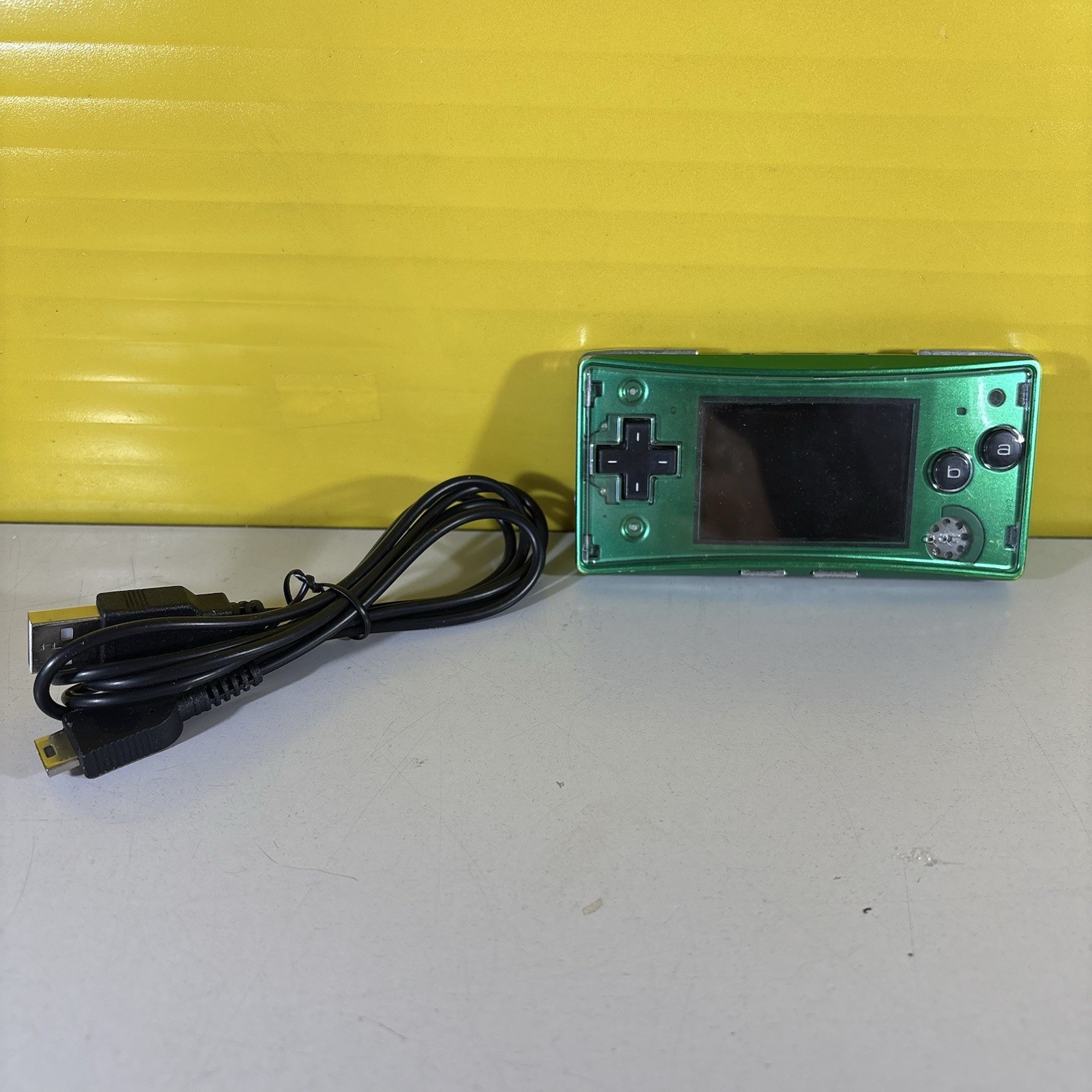 Game Boy Micro Green + Charger – Original Nintendo Handheld Console