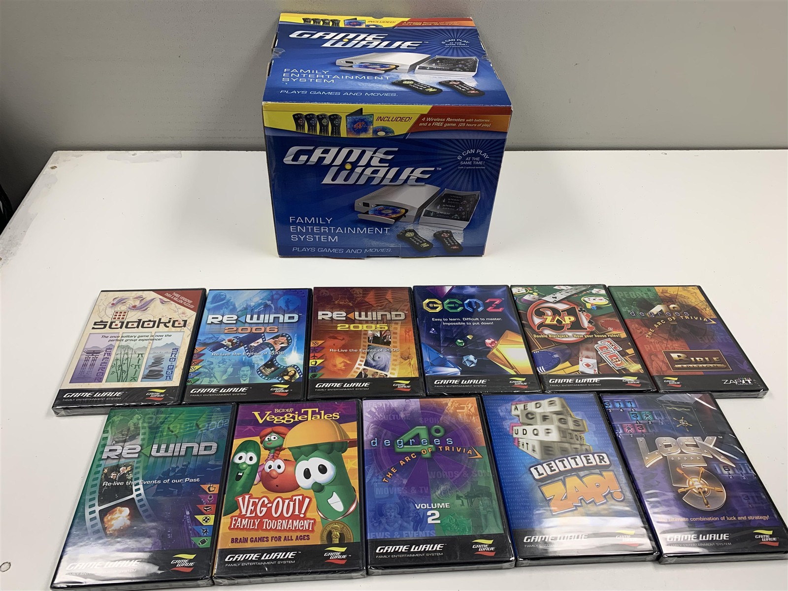 Game Wave Family Entertainment System Bundle New In Box With 11 Sealed Games