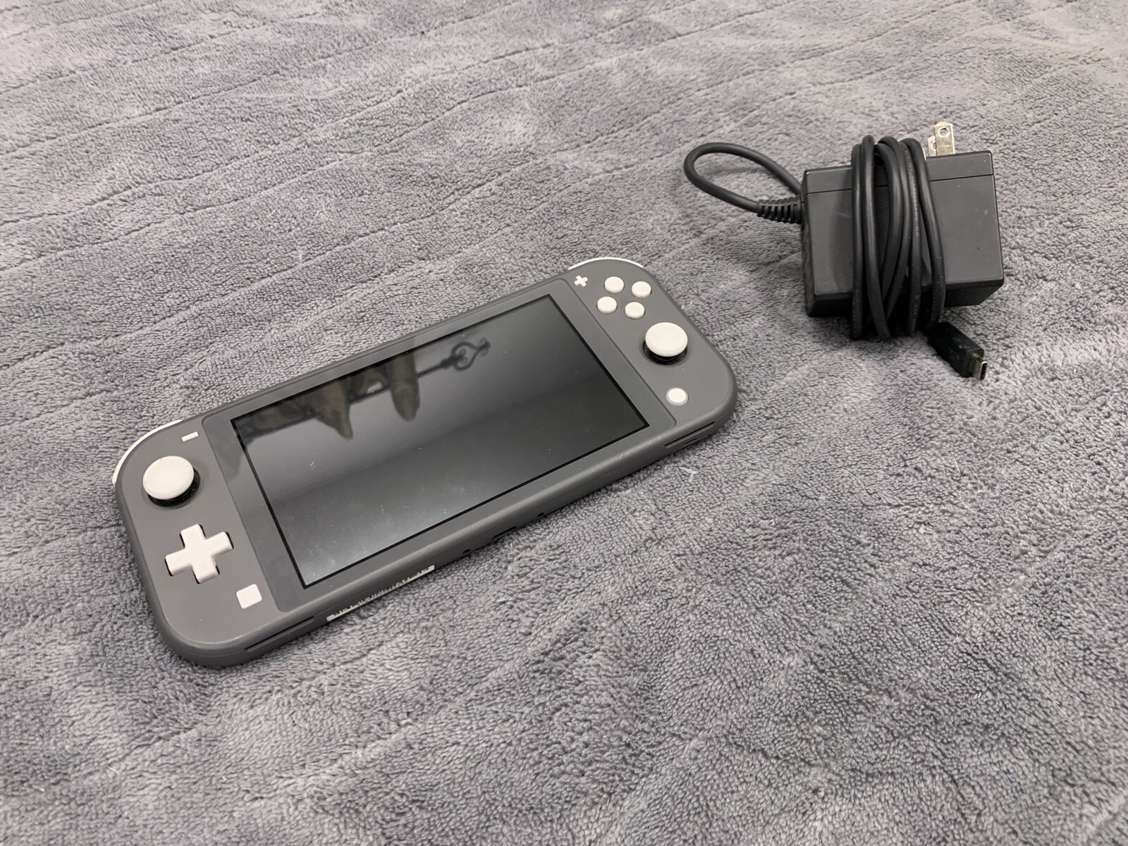 Nintendo Switch Lite Gray Handheld System (CHARGER INCLUDED) – TESTED, WORKING