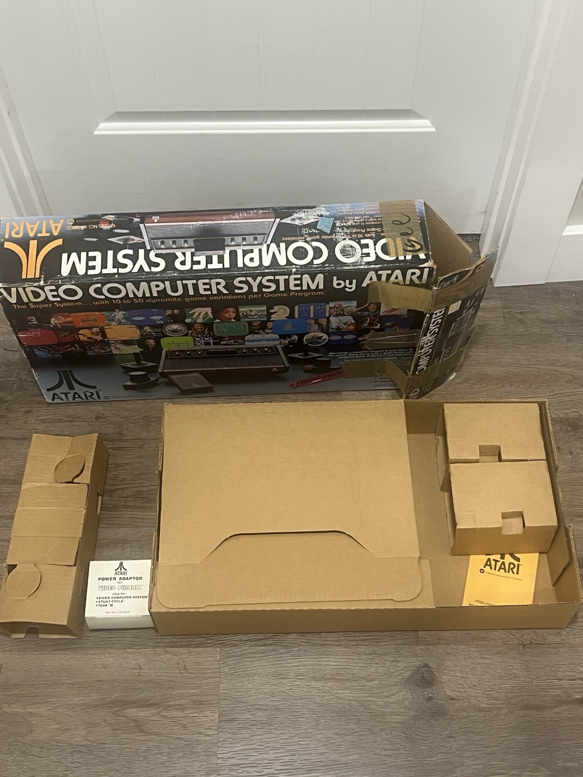 Rare 1977 Atari 2600 Heavy Sixer Console System Original BOX ONLY Chess Piece !!