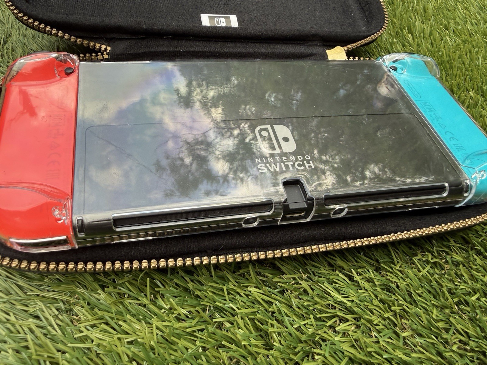 Nintendo Switch OLED Bundle – Zelda Case, SD Card, Grip, Controller Grip