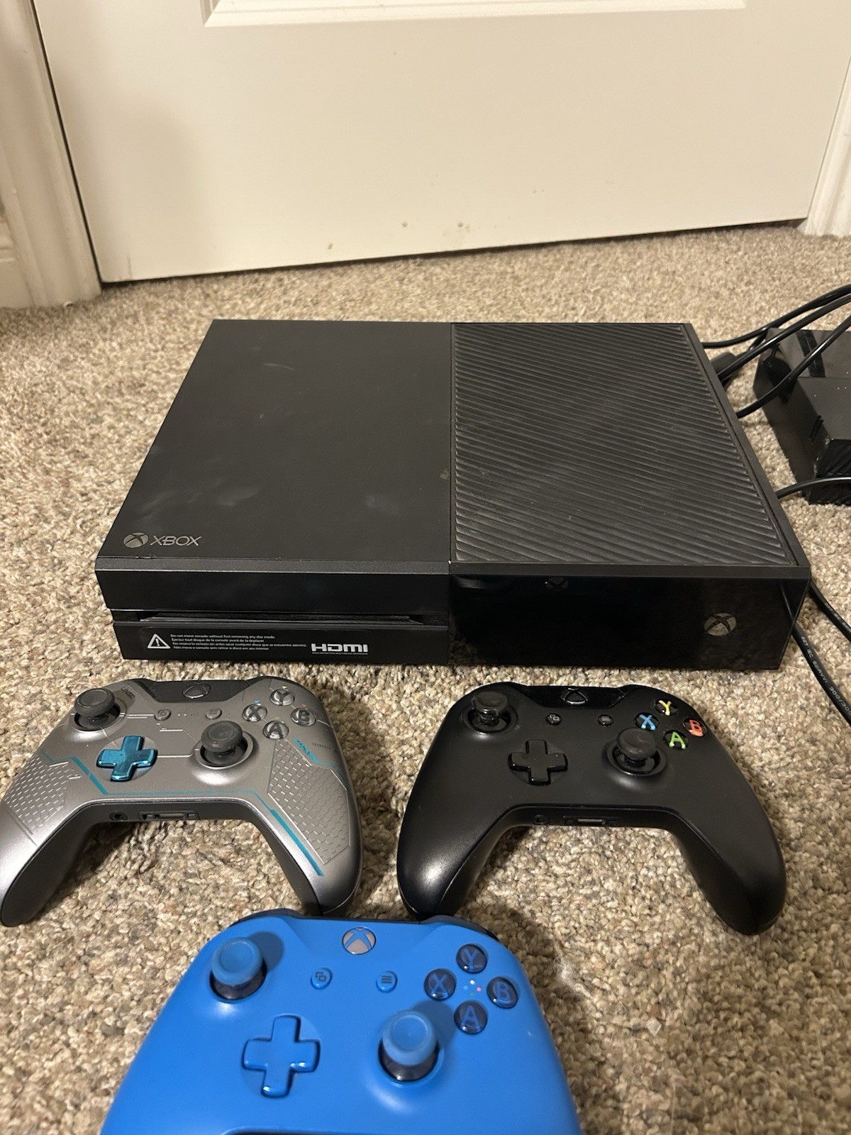 Microsoft Xbox One Console Black with 3 Controllers Wi-Fi Capability