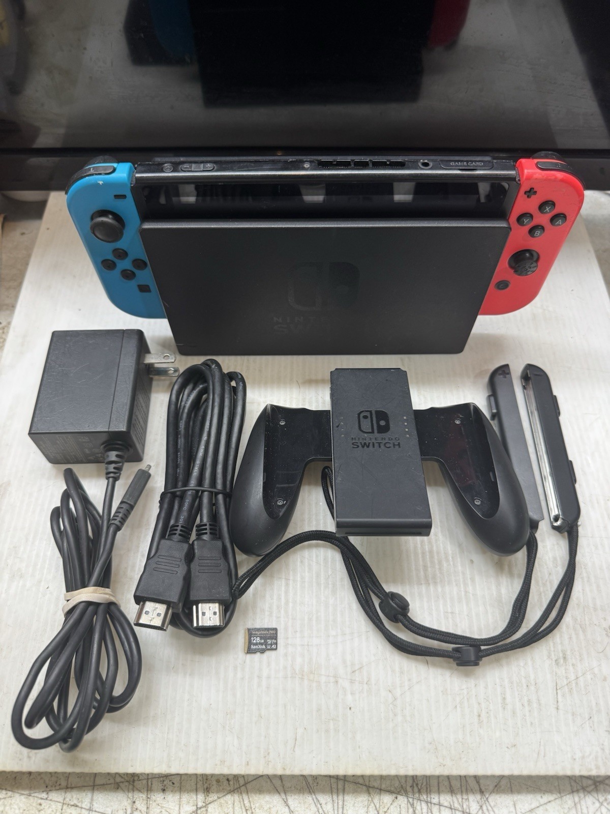 Nintendo Switch V2 HAC-001(-01) Neon Blue Red Complete Set 32GB Console