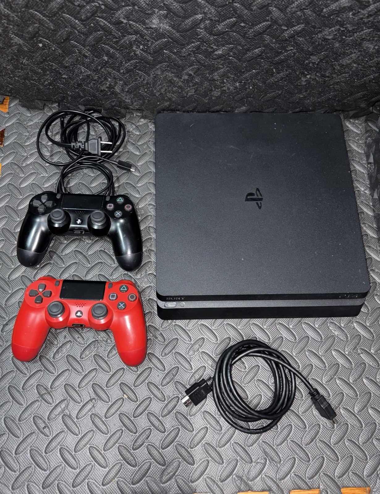 Sony PS4 Slim 1TB Console Bundle 2 OEM Controllers 4 Games Tested Working