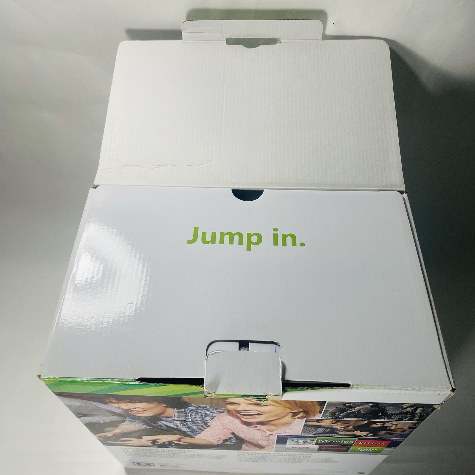 Microsoft Xbox 360 Slim Console 4GB Great Working Condition with box