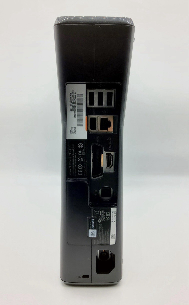 Xbox 360S 320GB Kinect Bundle w/ Kinect Game, Sensor, Power Brick & Cord• Tested