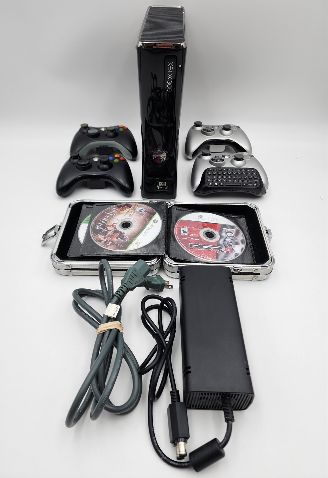 Xbox Bundle 360 S 250GB Glossy Black 1439 16 Games 4 Controllers All Tested