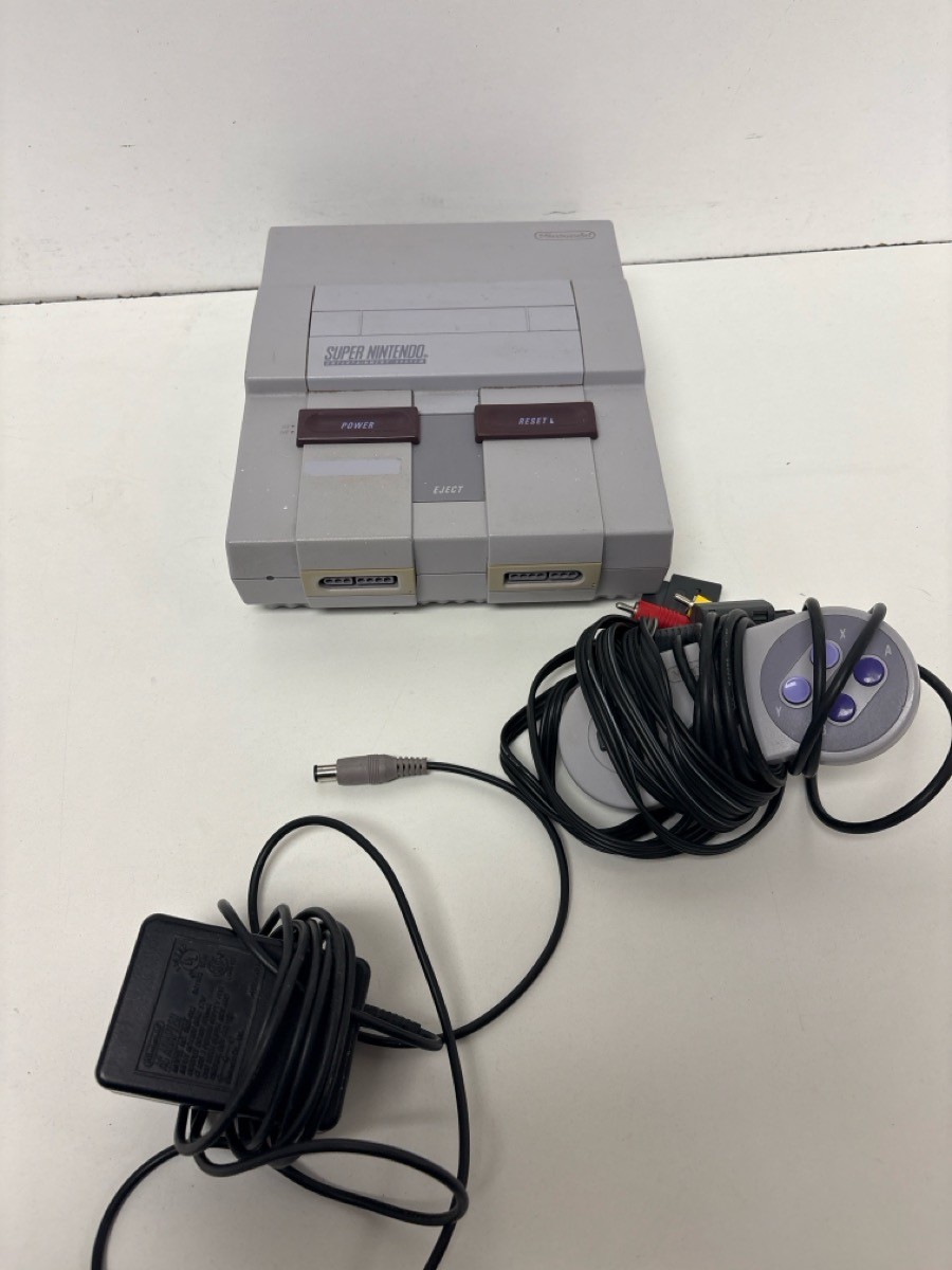 NES SYSTEM W/ACC (P08038248)