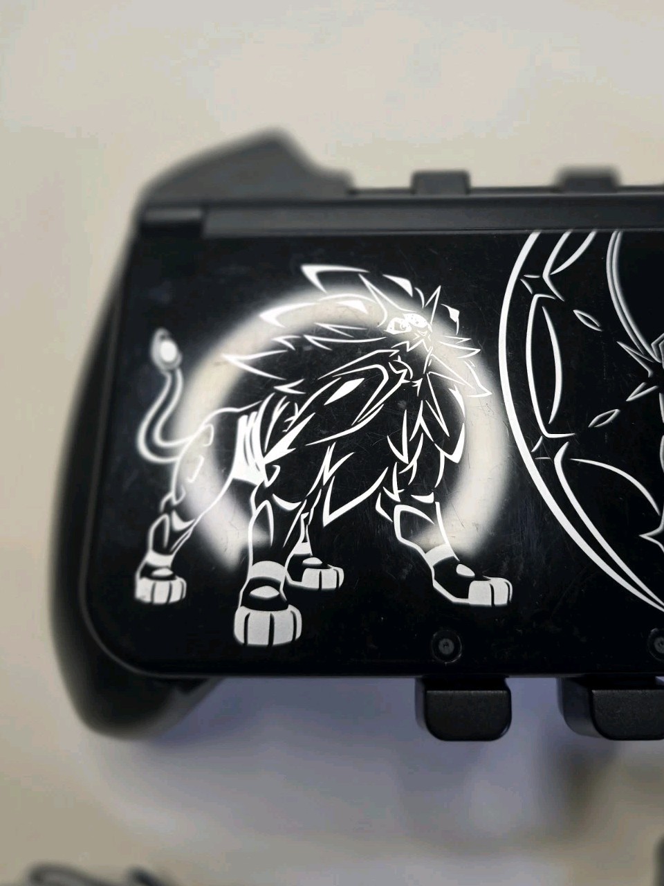 New Nintendo 3DS XL Console Pokemon Solgaleo Lunala + Rare Hori Grip
