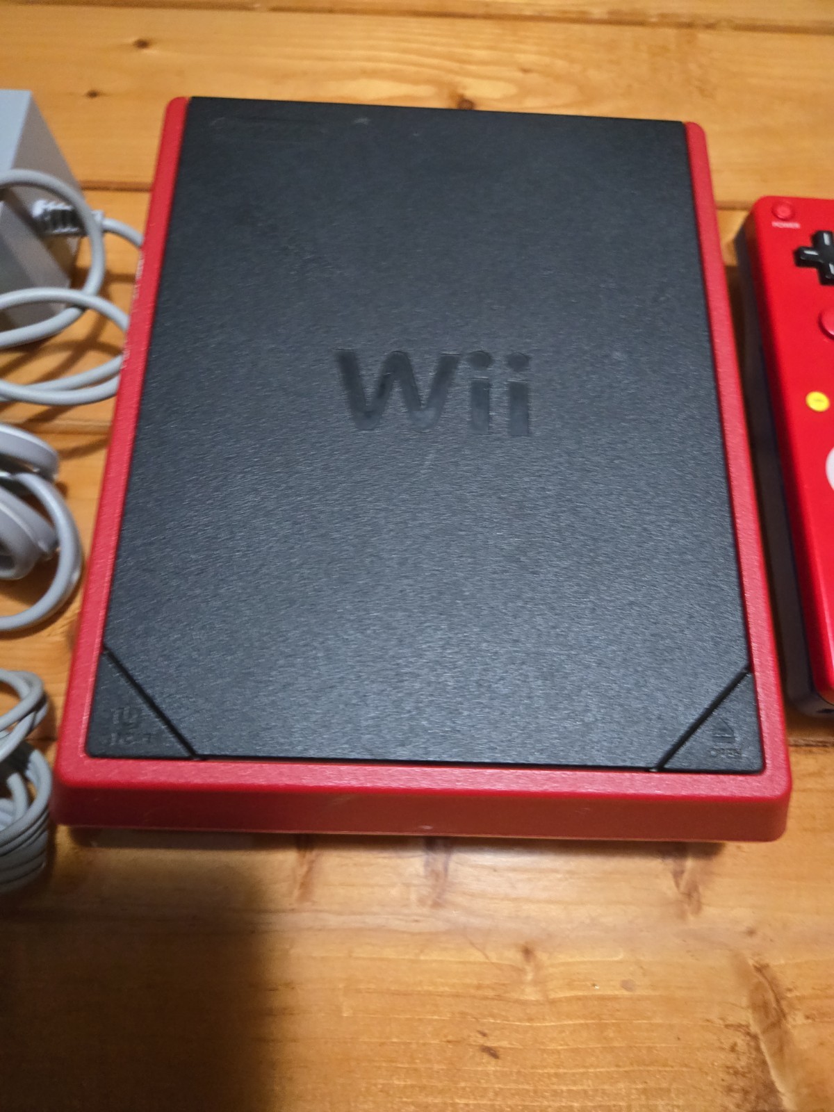 Nintendo Wii Mini Red RVL-201 Console Controller AC Adapter Cords Working