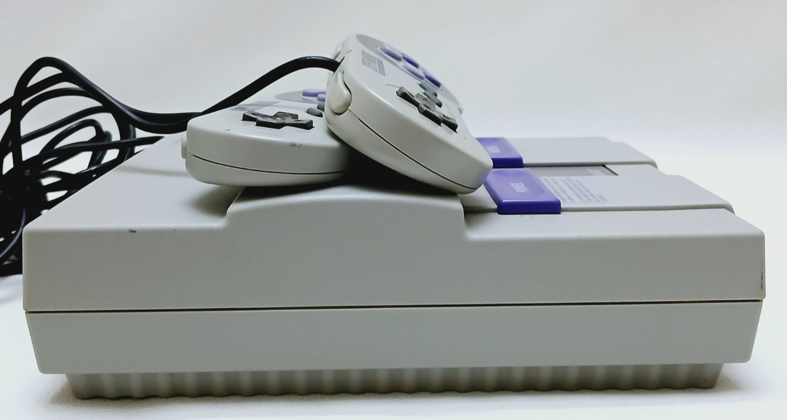 Super Nintendo Entertainment System Console SNS-001 – For Parts Only