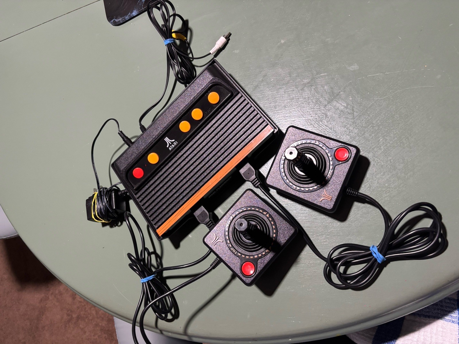 Atari Flashback 2 Console System Controllers Power Cord Complete Tested Working