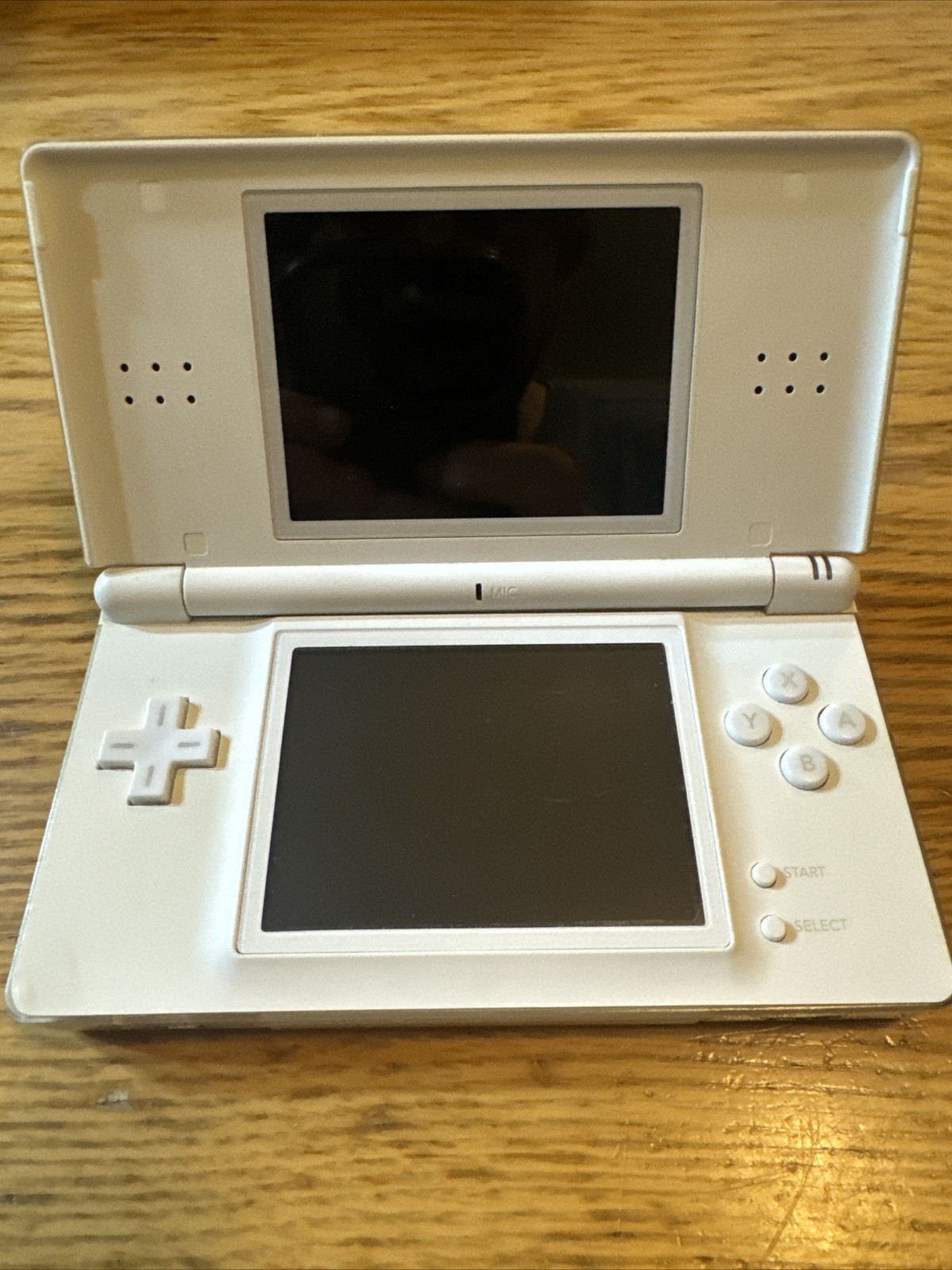 Nintendo DS Lite – Crystal White – Tested & Working, W/ Blue Stylus, NO CHARGER