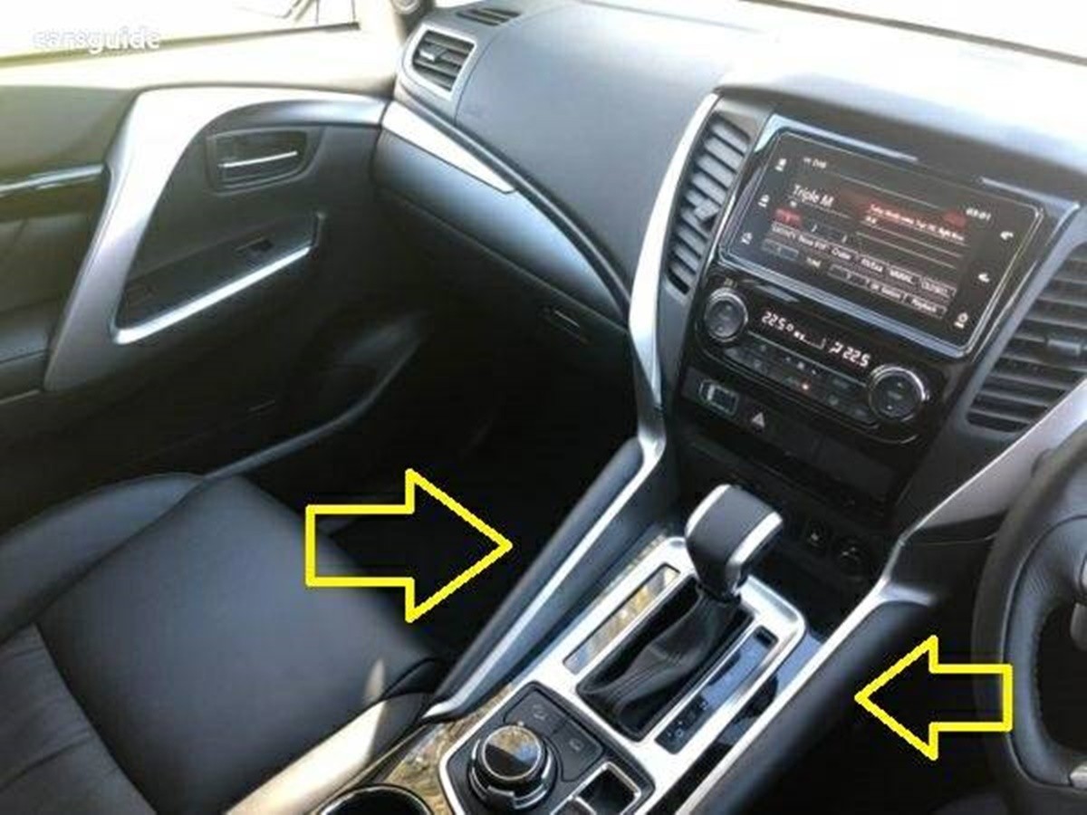 LH & RH FLOOR CONSOLE GARNISH FOR PAJERO SPORT 2018 WITH FOAM PADDING