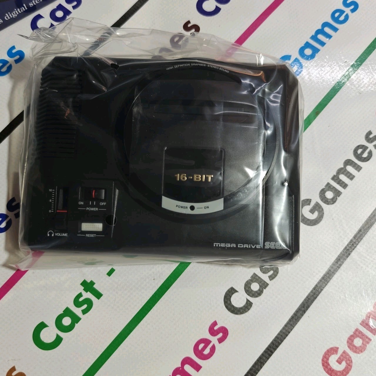 MINI SEGA MEGA DRIVE CONSOLE COMPLETE MINT + 40 GAMES INCLUDED