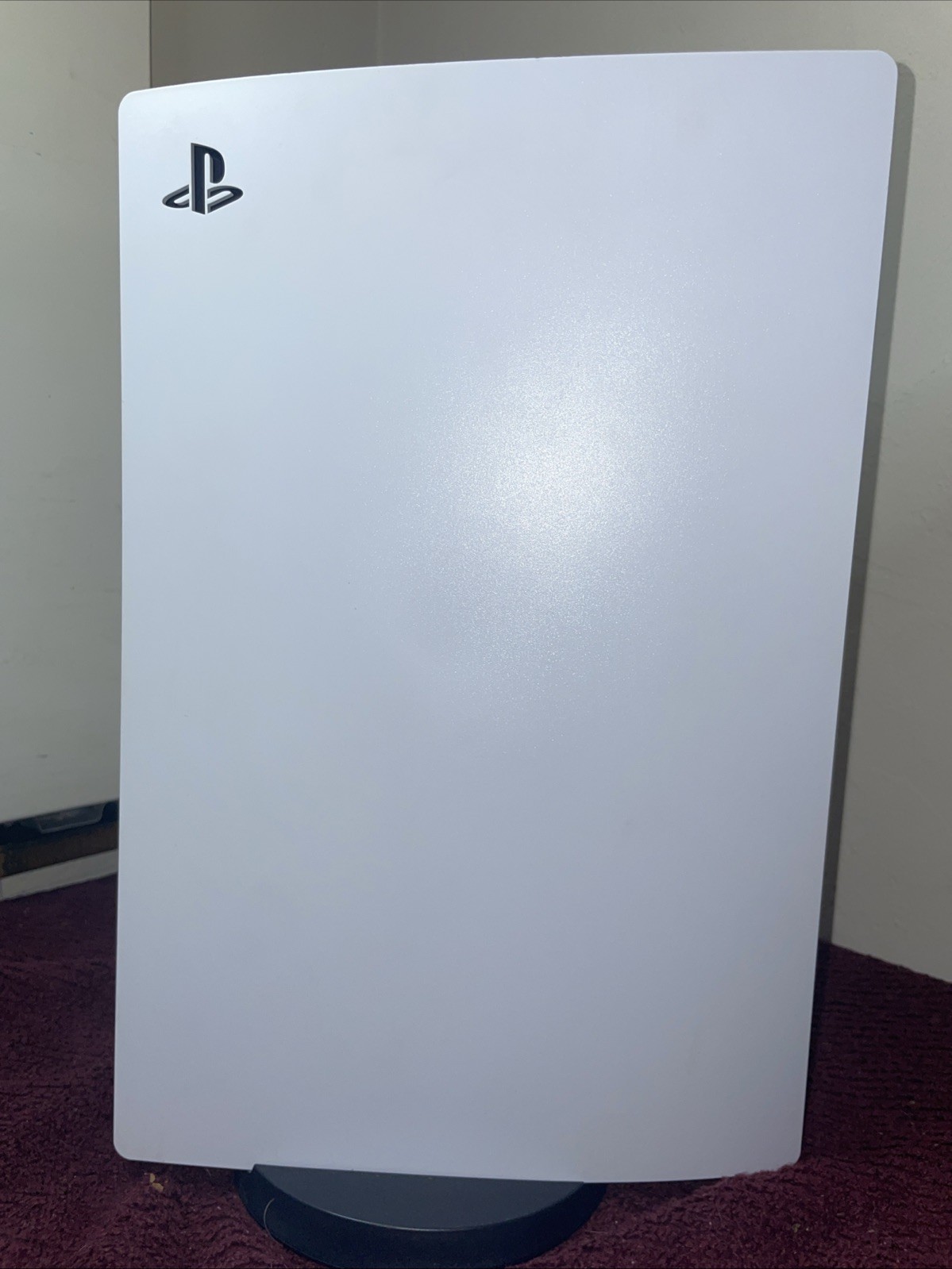 PlayStation 5 White Console barely used Adult owned With Controller and 5 TB STG