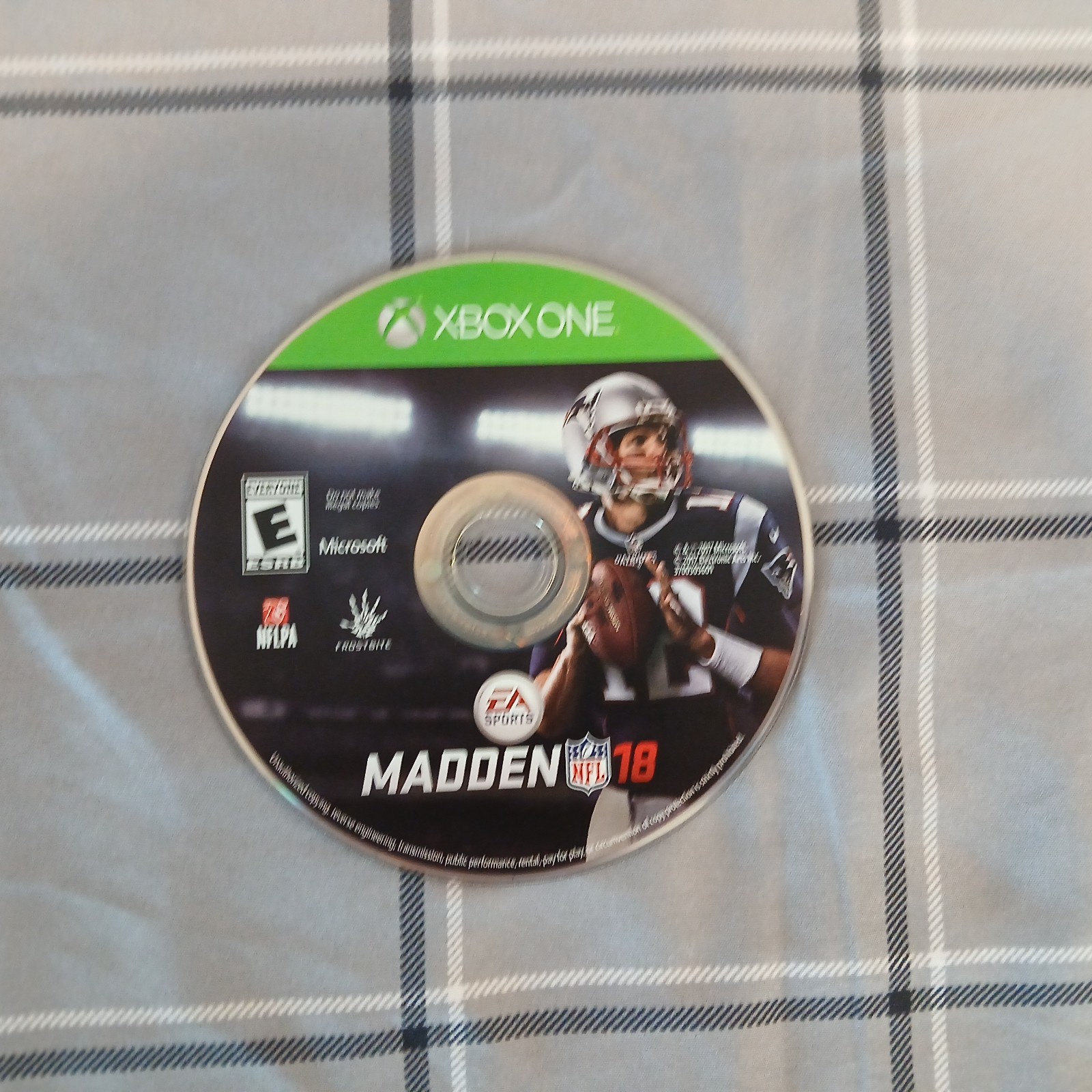 Microsoft Xbox One 500GB Console – Tested Working Clean w/ Madden 18