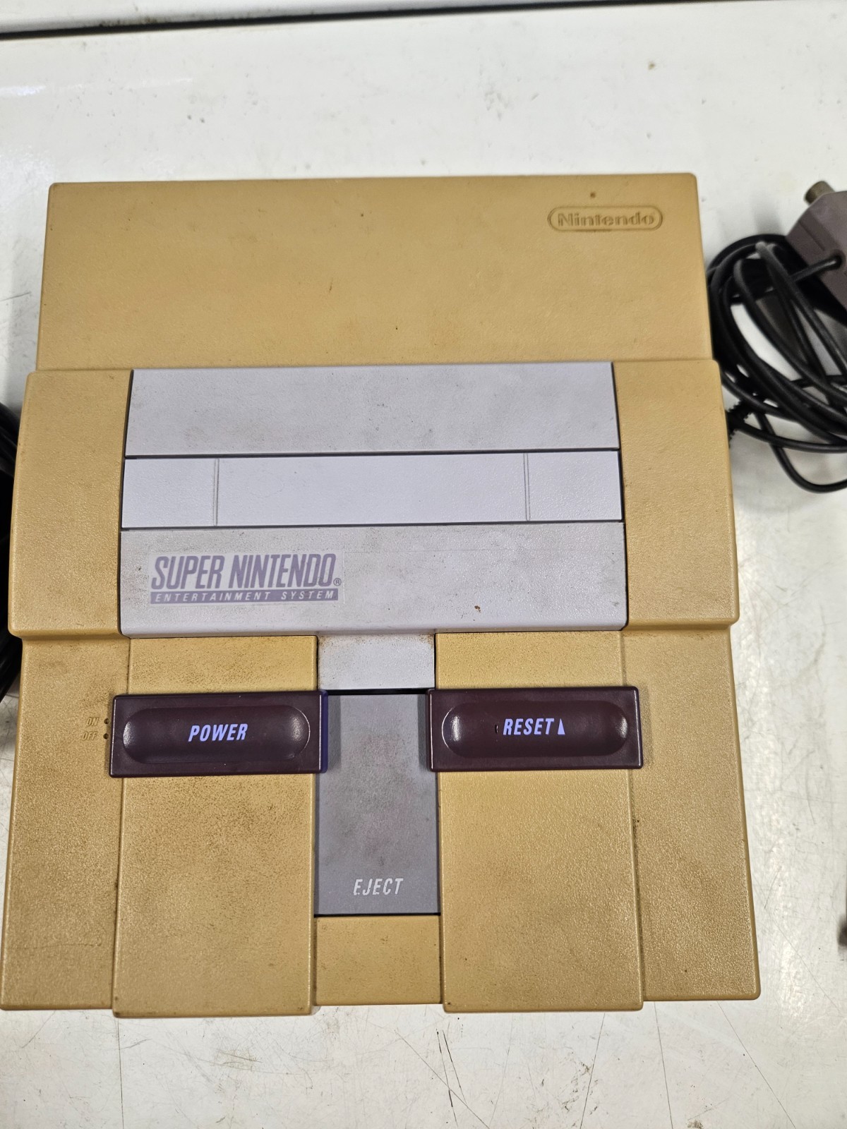 Super Nintendo SNES Console SNS-001 Cords Tested Working no controllers