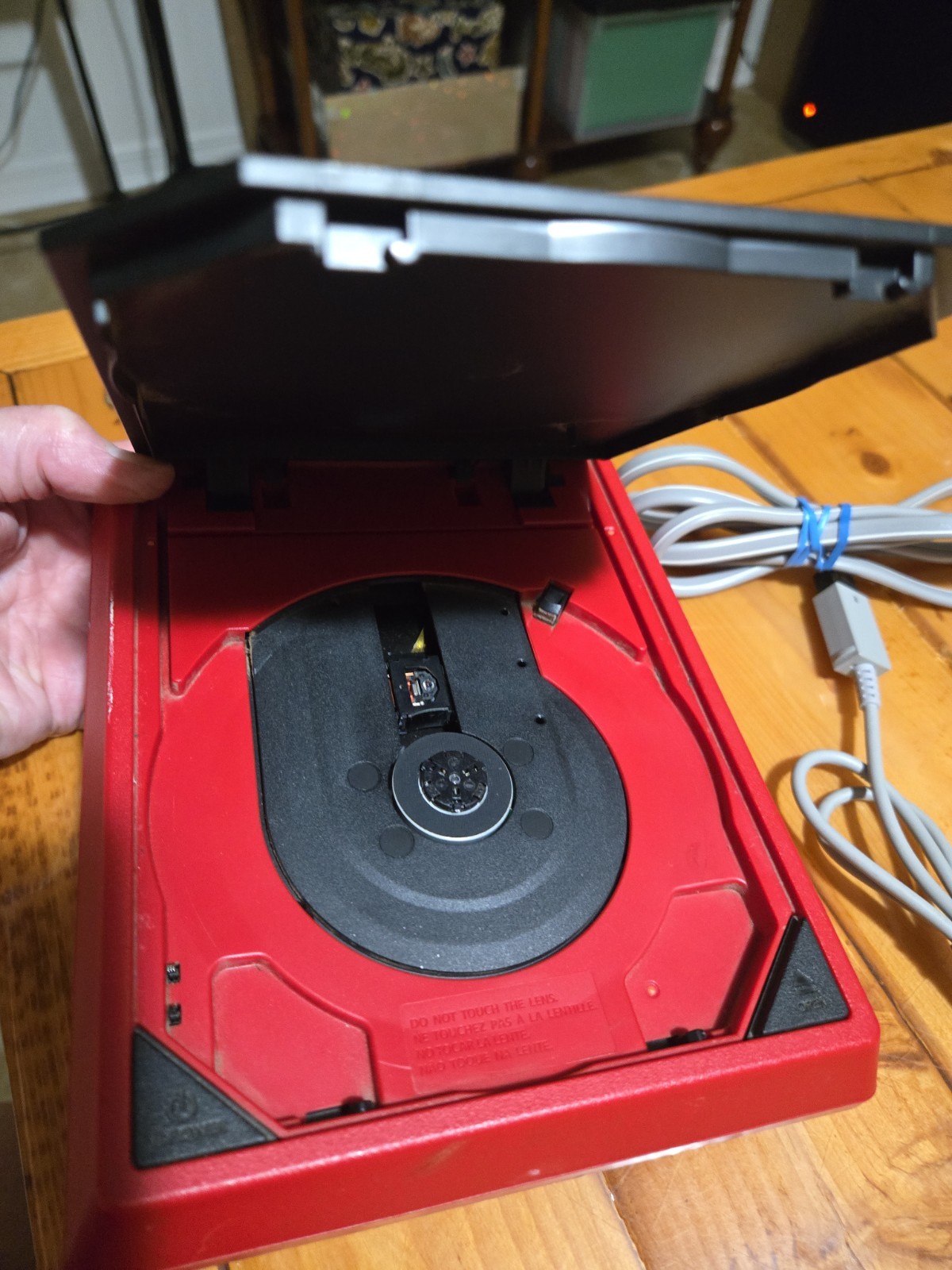 Nintendo Wii Mini Red RVL-201 Console Controller AC Adapter Cords Working