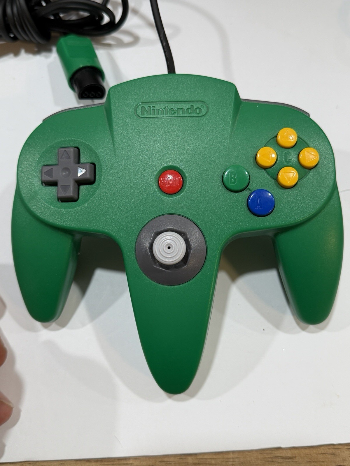 Nintendo 64 Bundle 4 Controllers Super Mario 64 Plus 2 Other Games READ