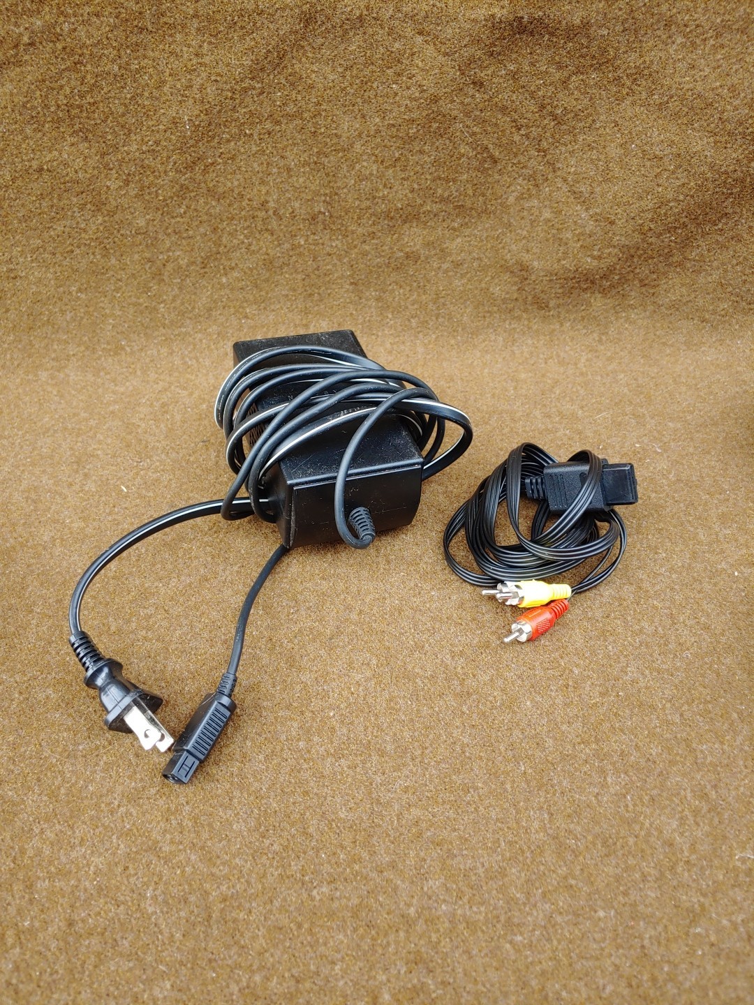 Nintendo GameCube Platinum Console, 4 Controllers, DOL-001, Cords, Tested, Works