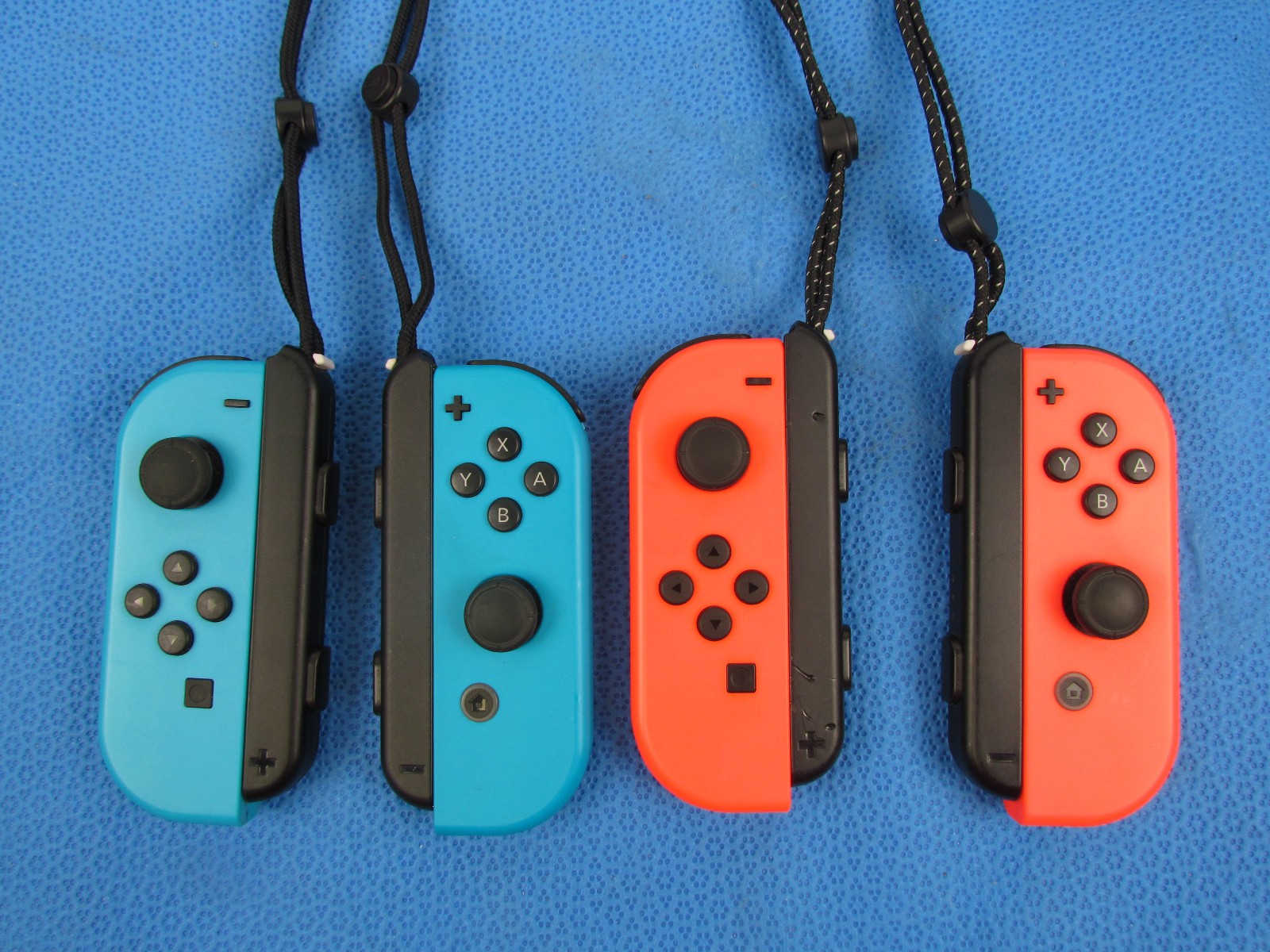 Nintendo Switch OLED HEG-001 Handheld Console – 64GB -Extra Joy Cons -Ships FREE