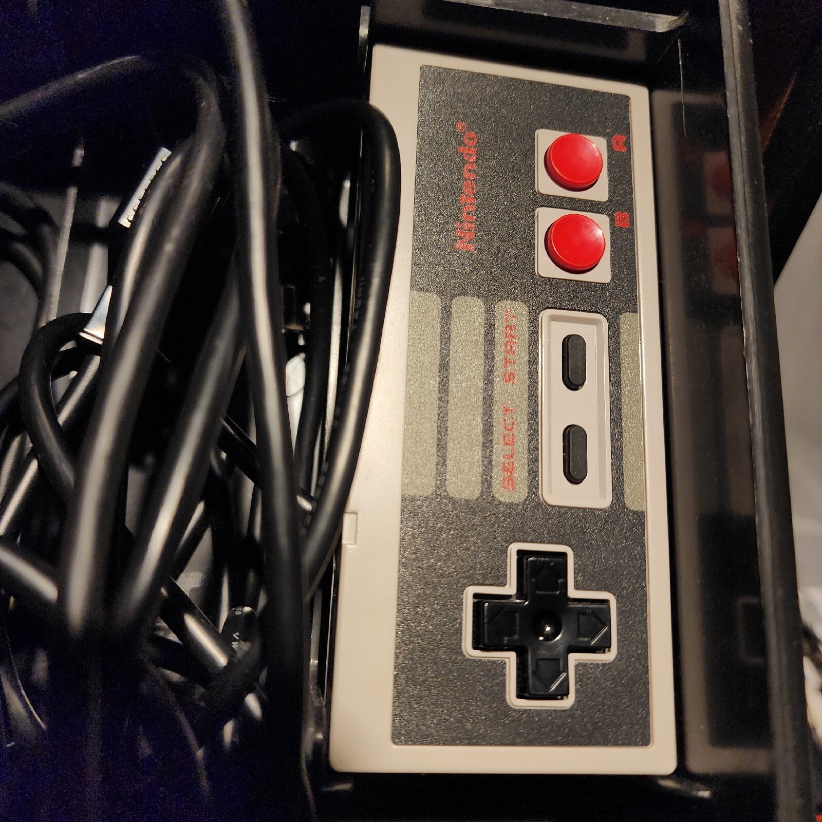 Nintendo NES Console Action Set Complete + NES 2 Drawer 28 game Storage Box. OEM