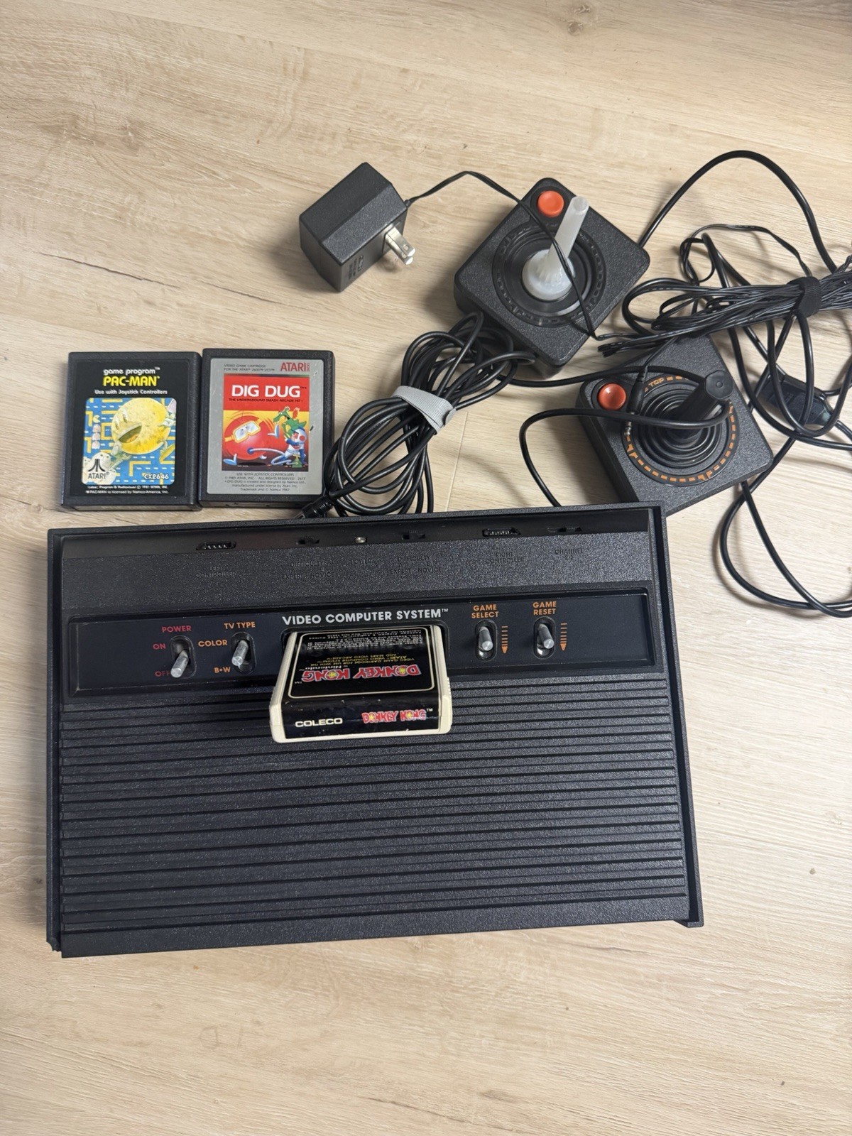 Atari 2600 Darth Vader Console 2 OEM Controllers Pac-Man Dig Dug Donkey K Works