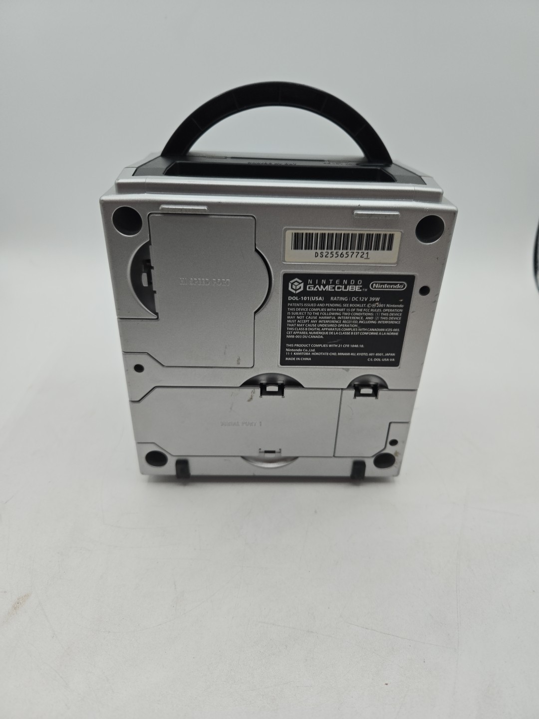 Nintendo GameCube 2001 Silver DOL-101 Console 2 Controller Bundle 2 Mem Card Oem