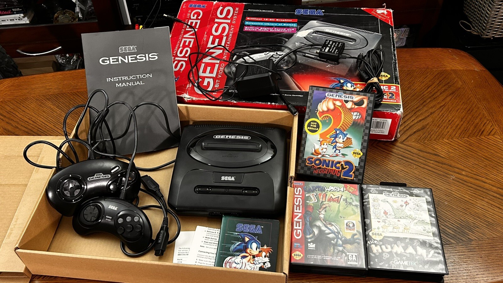 Genesis II Sonic the Hedgehog 2 Bundle Console Video Game System Complete in Box