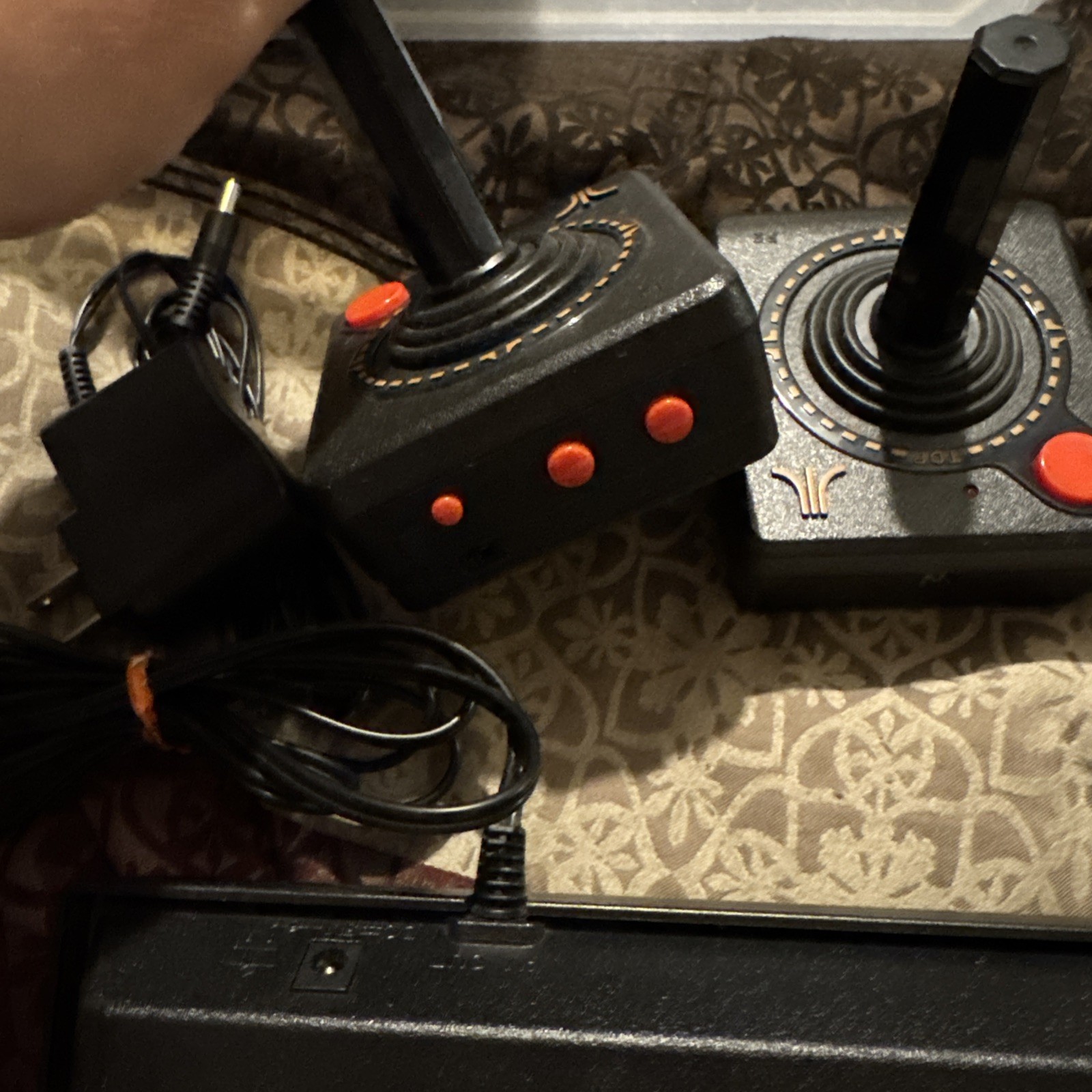Atari Flashback 7 Classic Game Console Black/Orange, 2 Controllers Tested