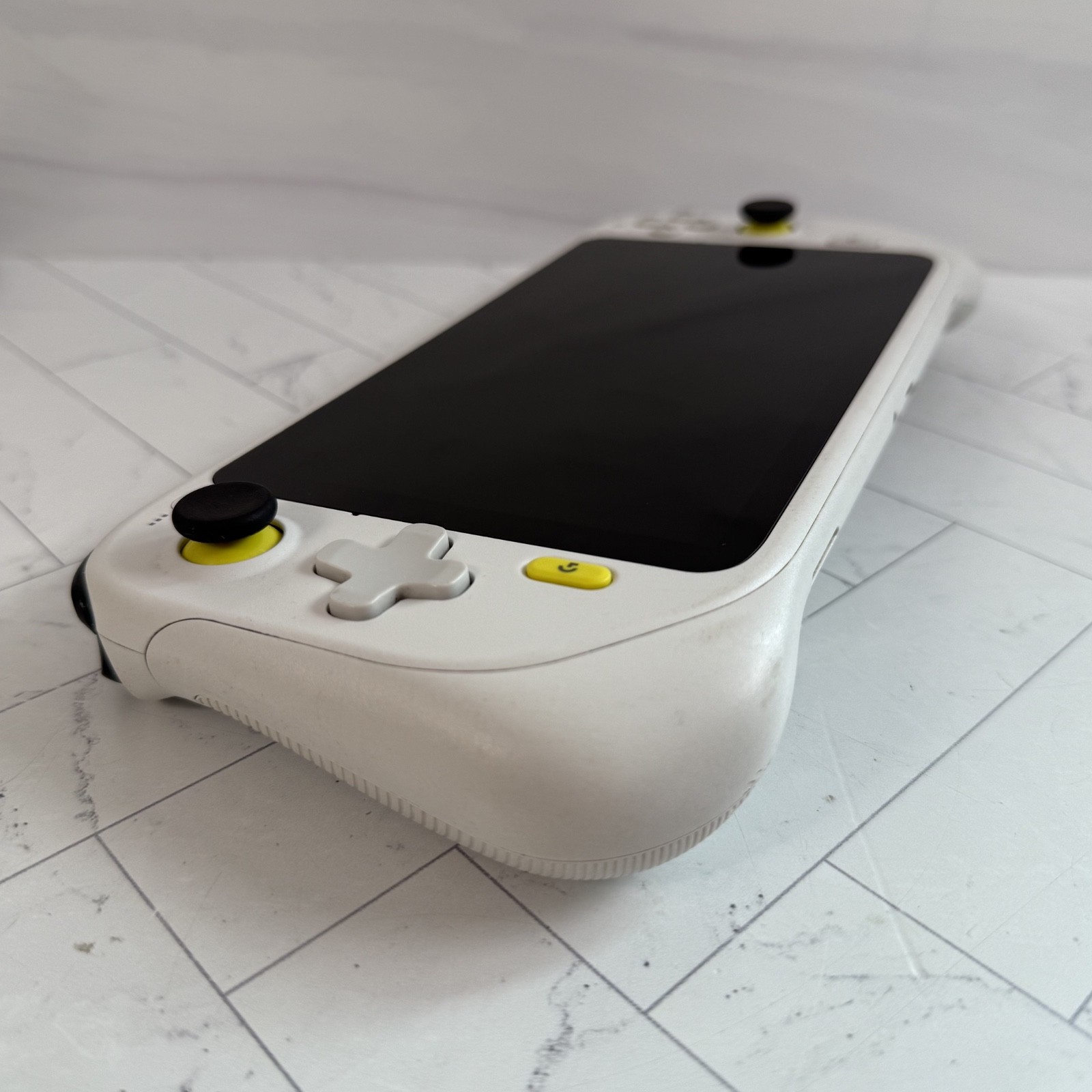 Logitech G Cloud Handheld Gaming Console GR0006 White 64GB #H950