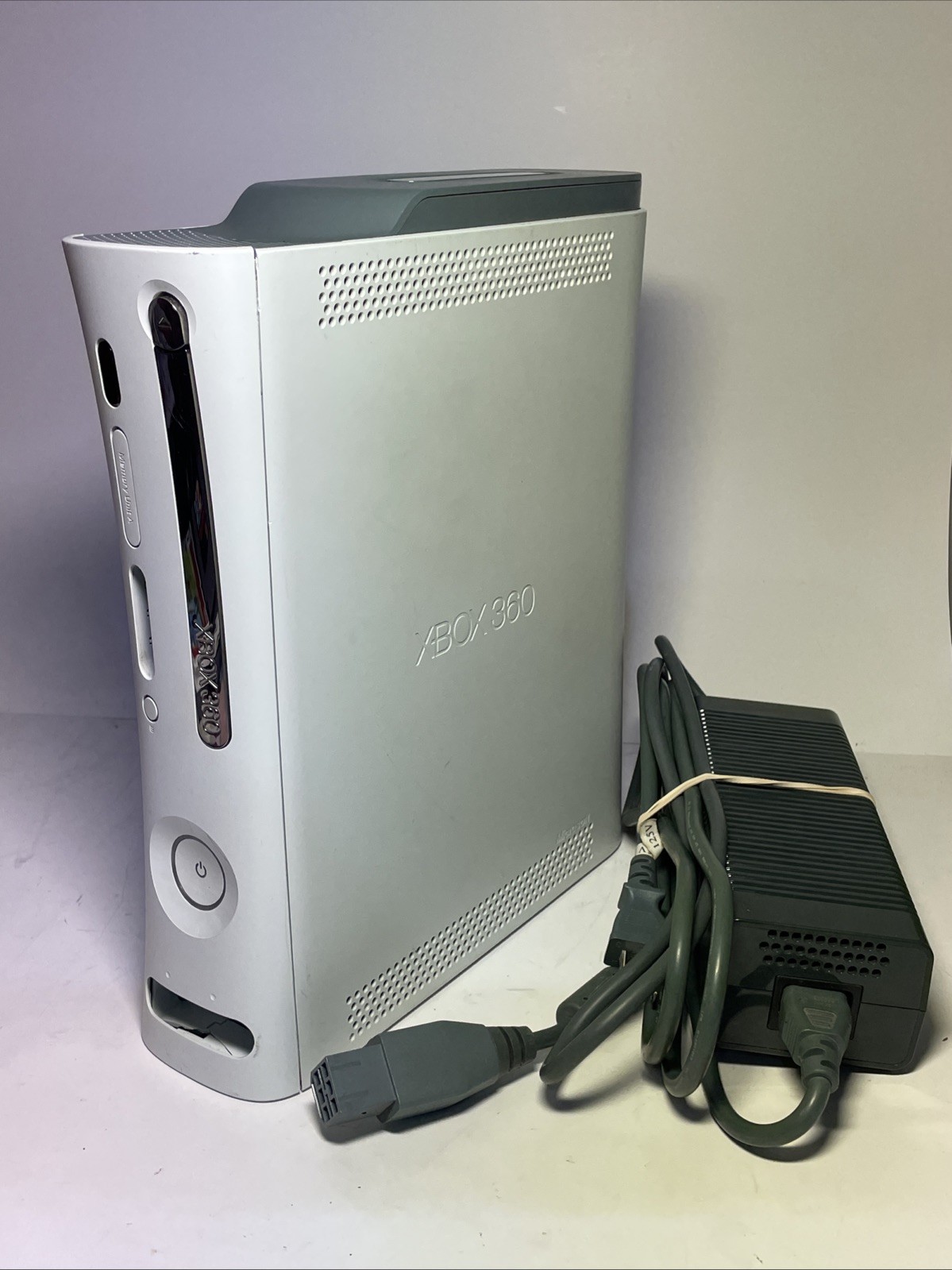 Microsoft Xbox 360 Bundle 60GB White Console Cosmetically FLAWED- Tested READ