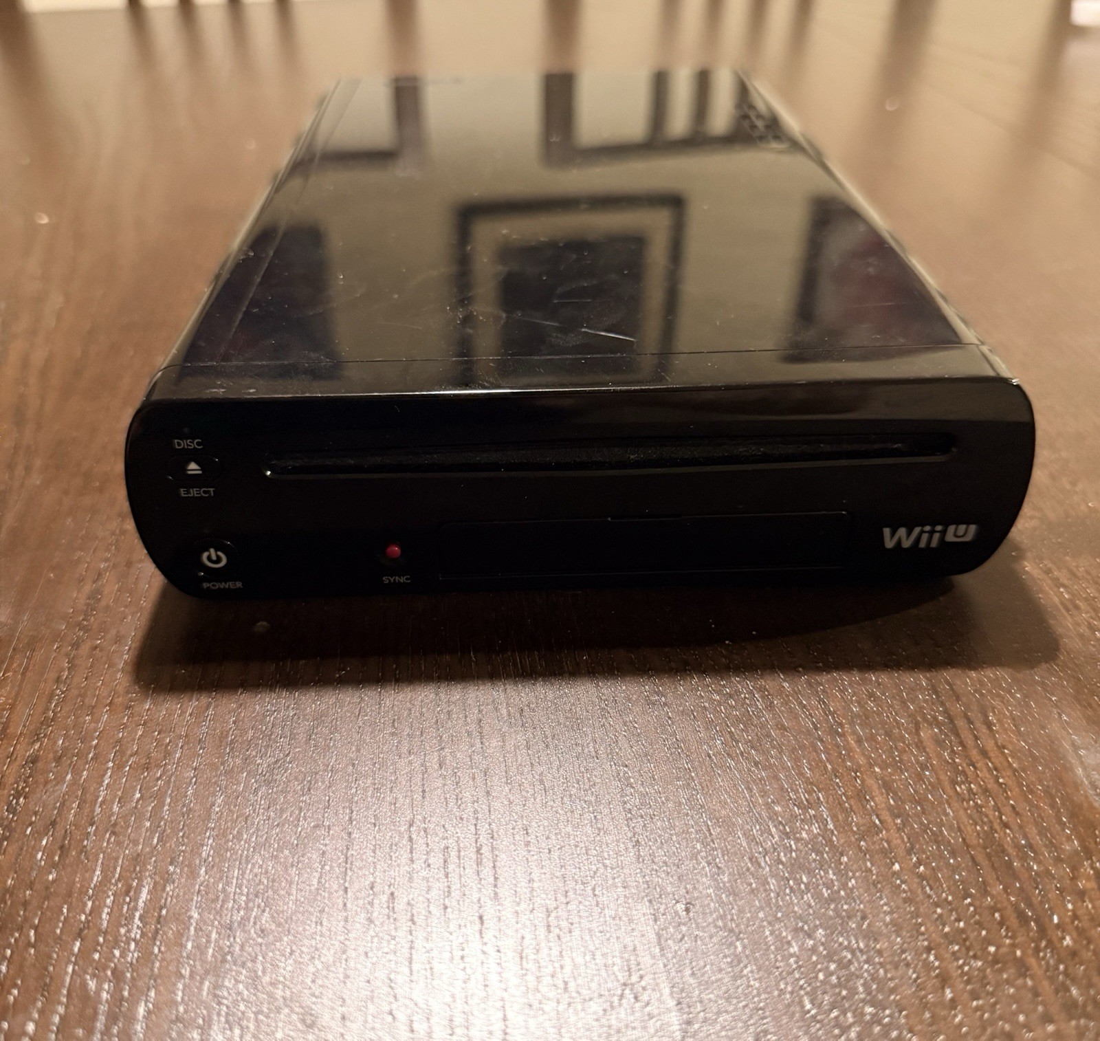 Nintendo Wii U 32GB Console bundle w/GamePad, 5 Games great condition