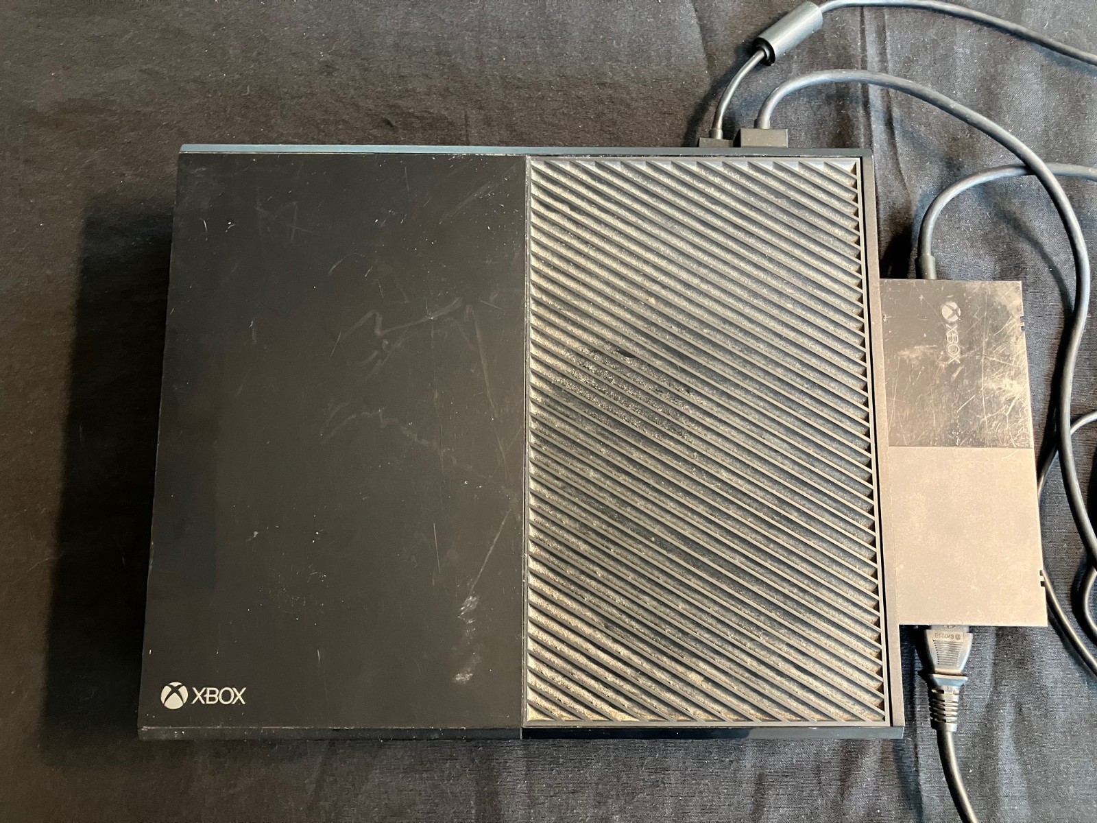 Microsoft Xbox One Console 512GB w/ Black Controller, Power Adapter, HDMI Cable