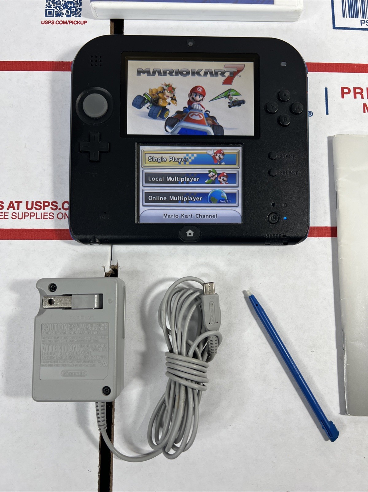 Nintendo 2DS Handheld Console Bundle + MARIO KART & SONIC – SAME DAY – WARANTY