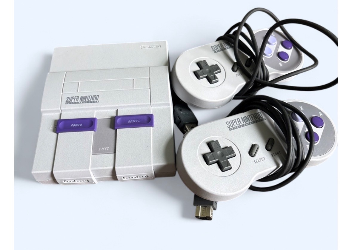 SNES 2400166 Home Console – Gray