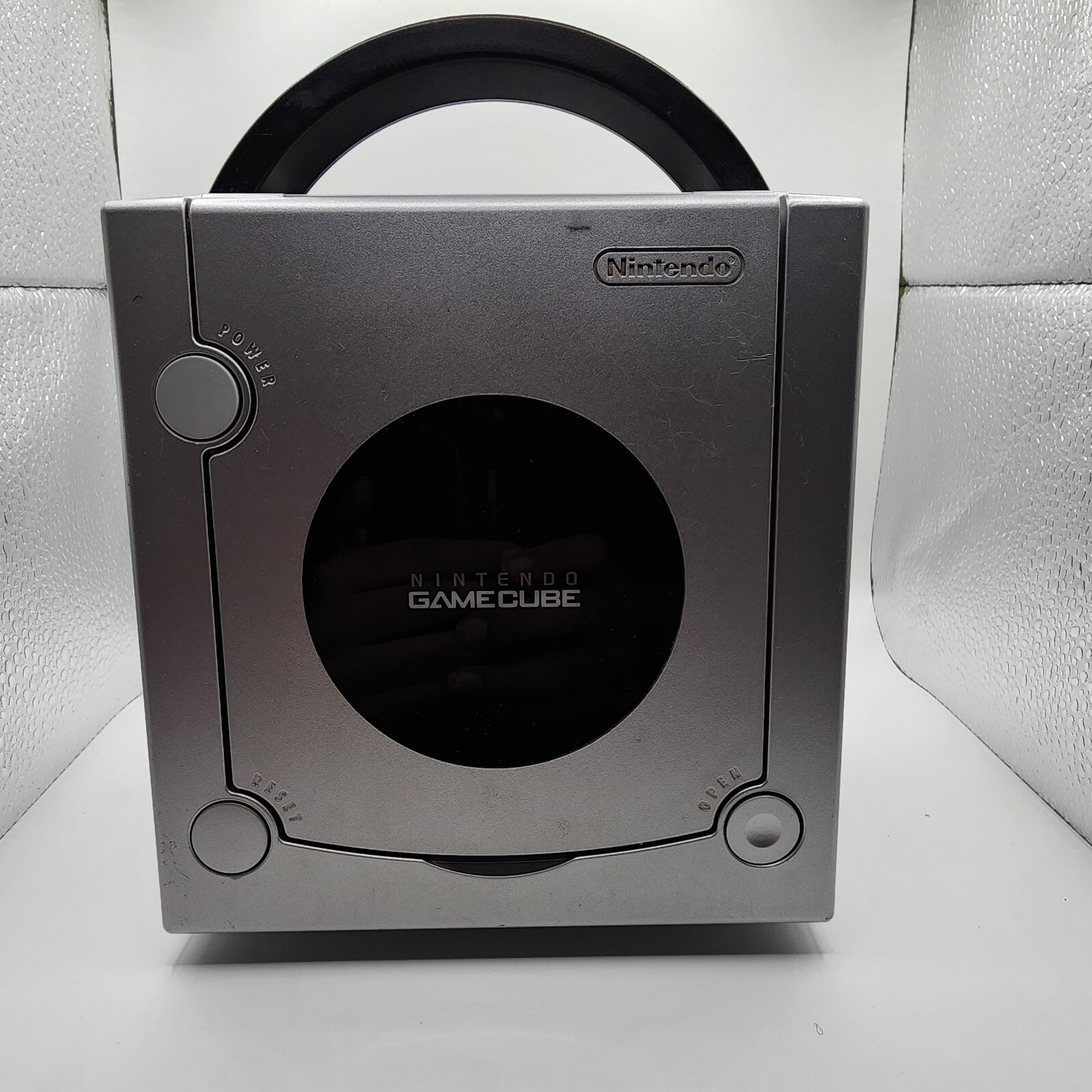 Nintendo GameCube Platinum Console – Silver With 2 Controllers No Video Cable