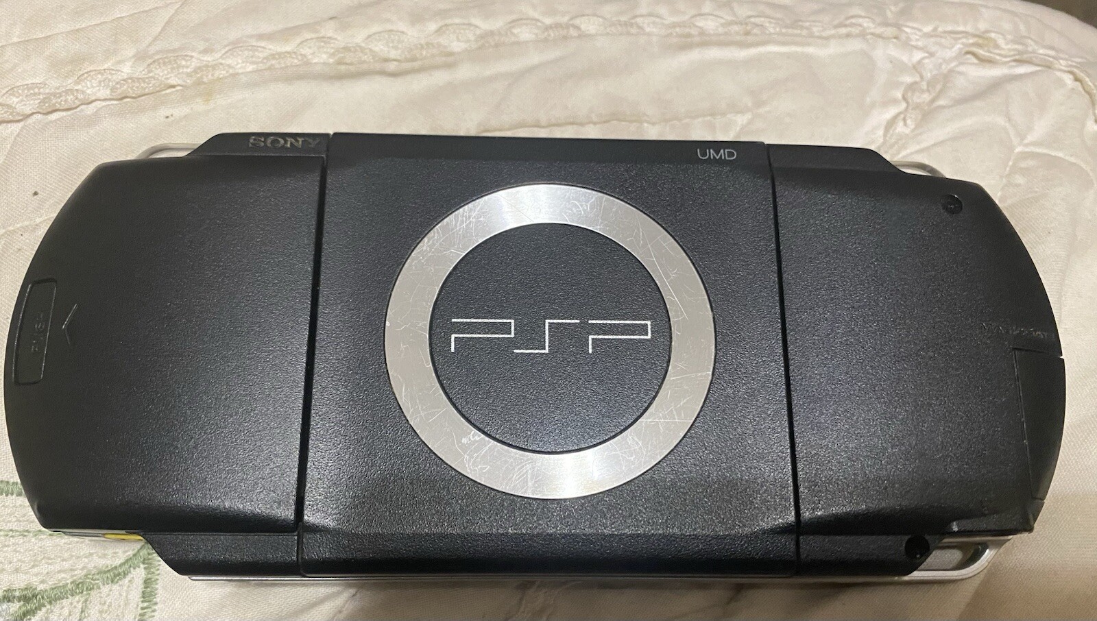Sony PlayStation Portable Value Pack – Black (PSP-1001K)