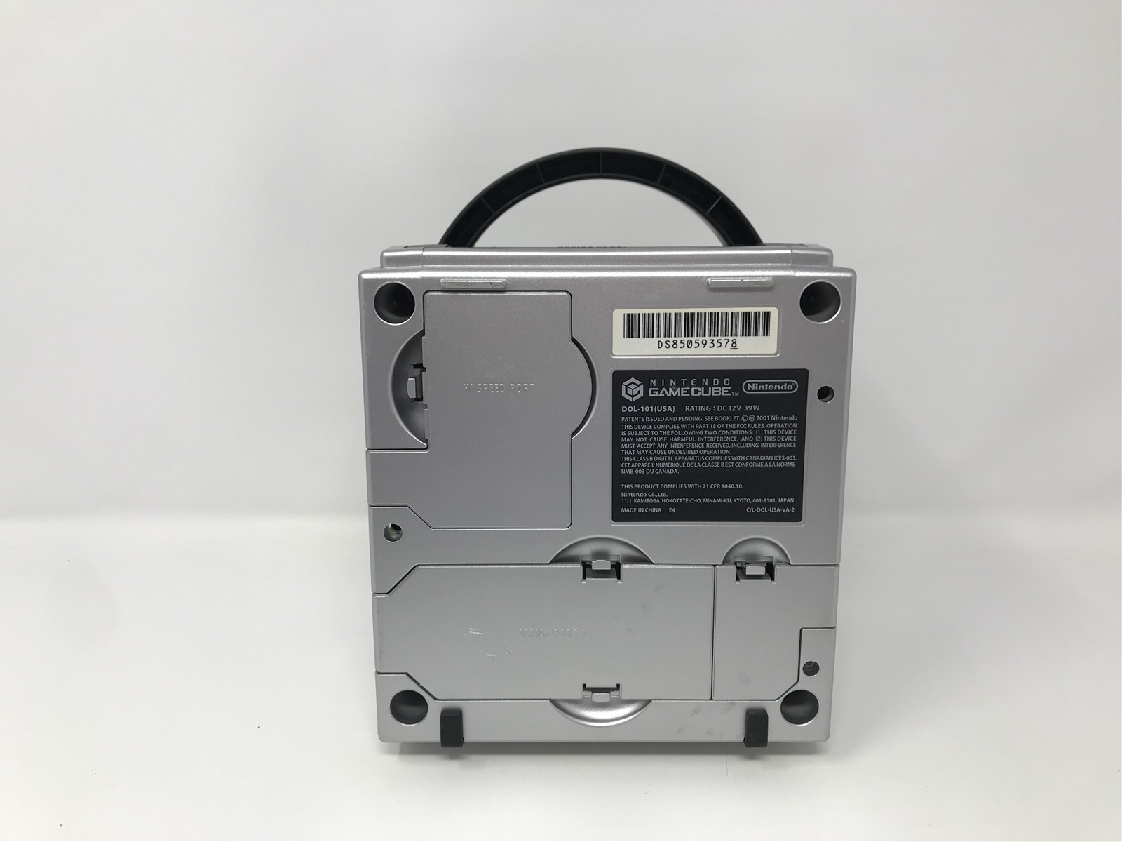 Minty Nintendo Gamecube Platinum System with Official Travel Bag DOL-101(USA)