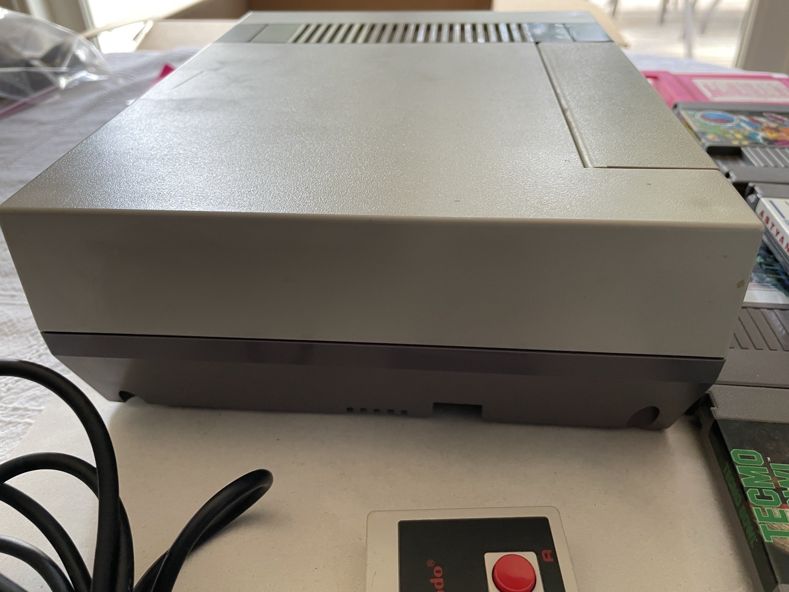 Nintendo NES-001 Console Bundle – 2 Controllers + 6 Games – Untested – No Cables