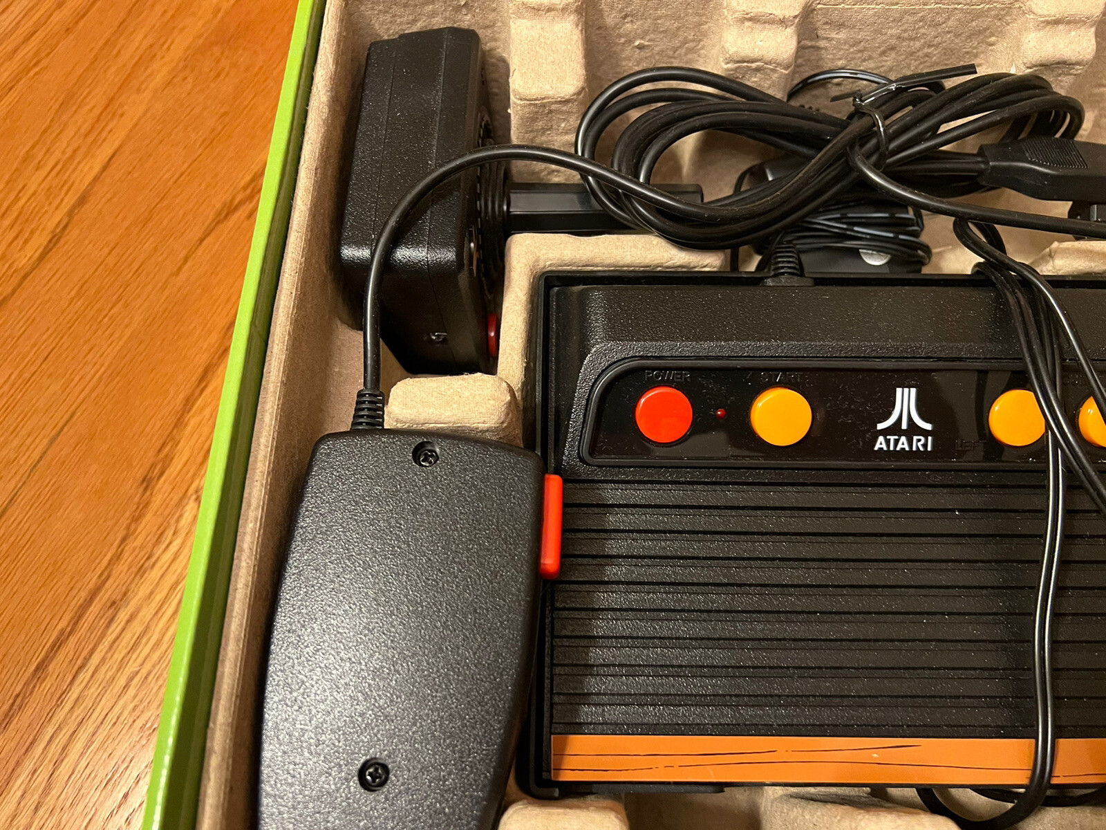 Atari Flashback 7 Deluxe Special Edition 101 Games Open Box