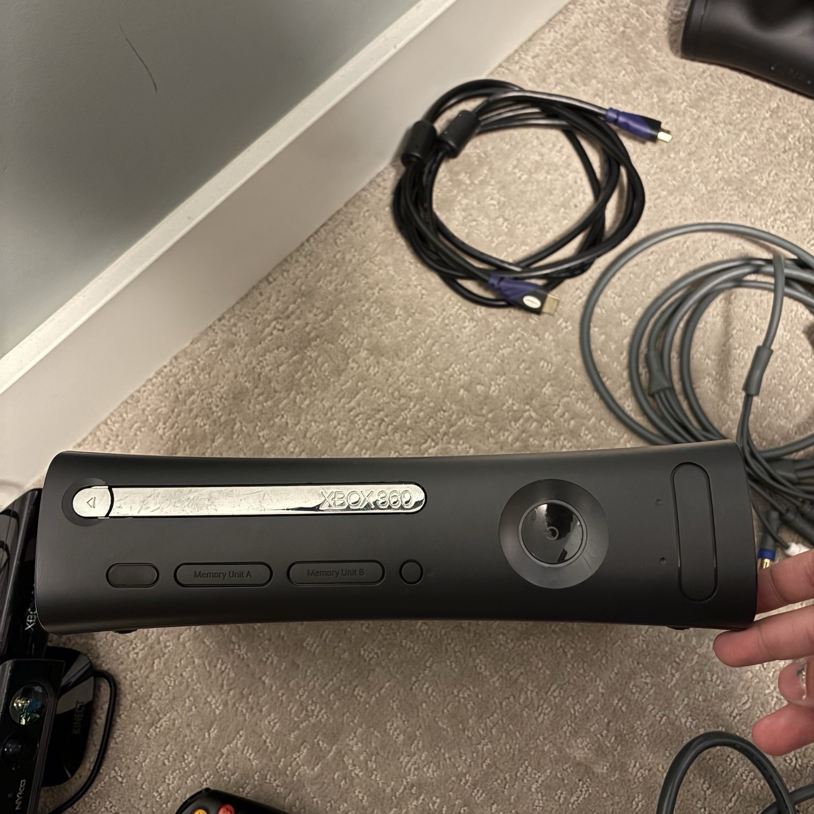 Xbox 360 Slim S Black Console Bundle – Kinect Sensor, Controller
